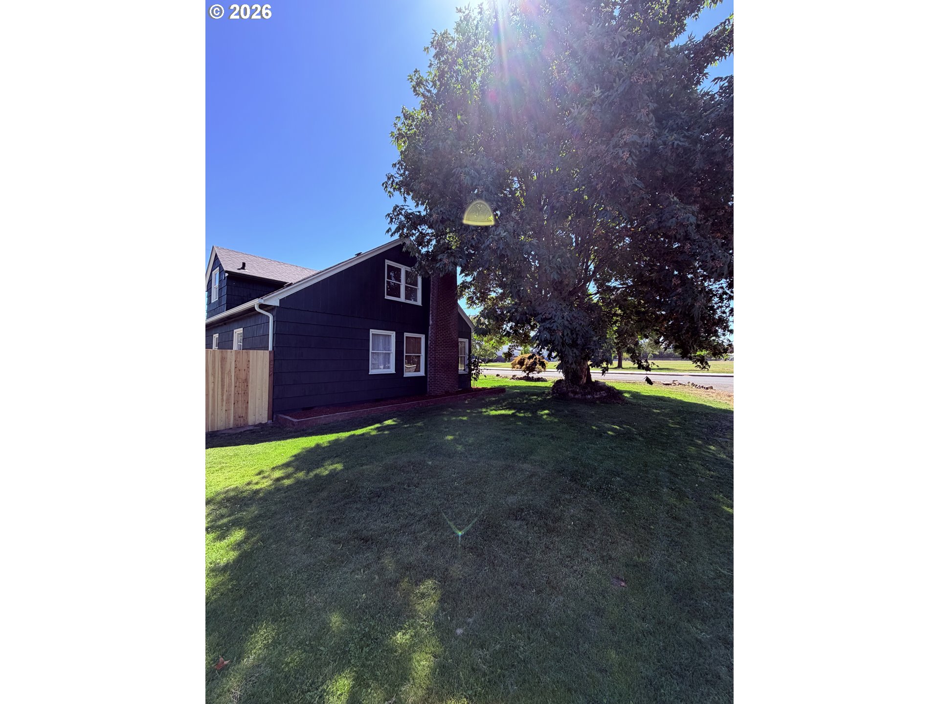 775 Howard Ave Property Photo 27