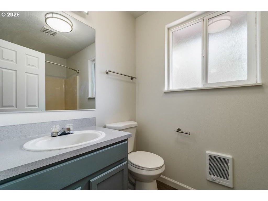 2447 Roosevelt Blvd Property Photo 10