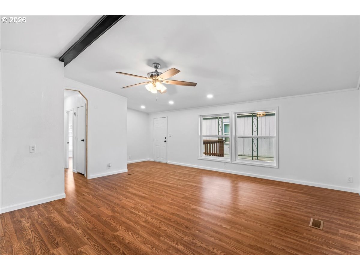5050 Columbus St #70 Property Photo 6