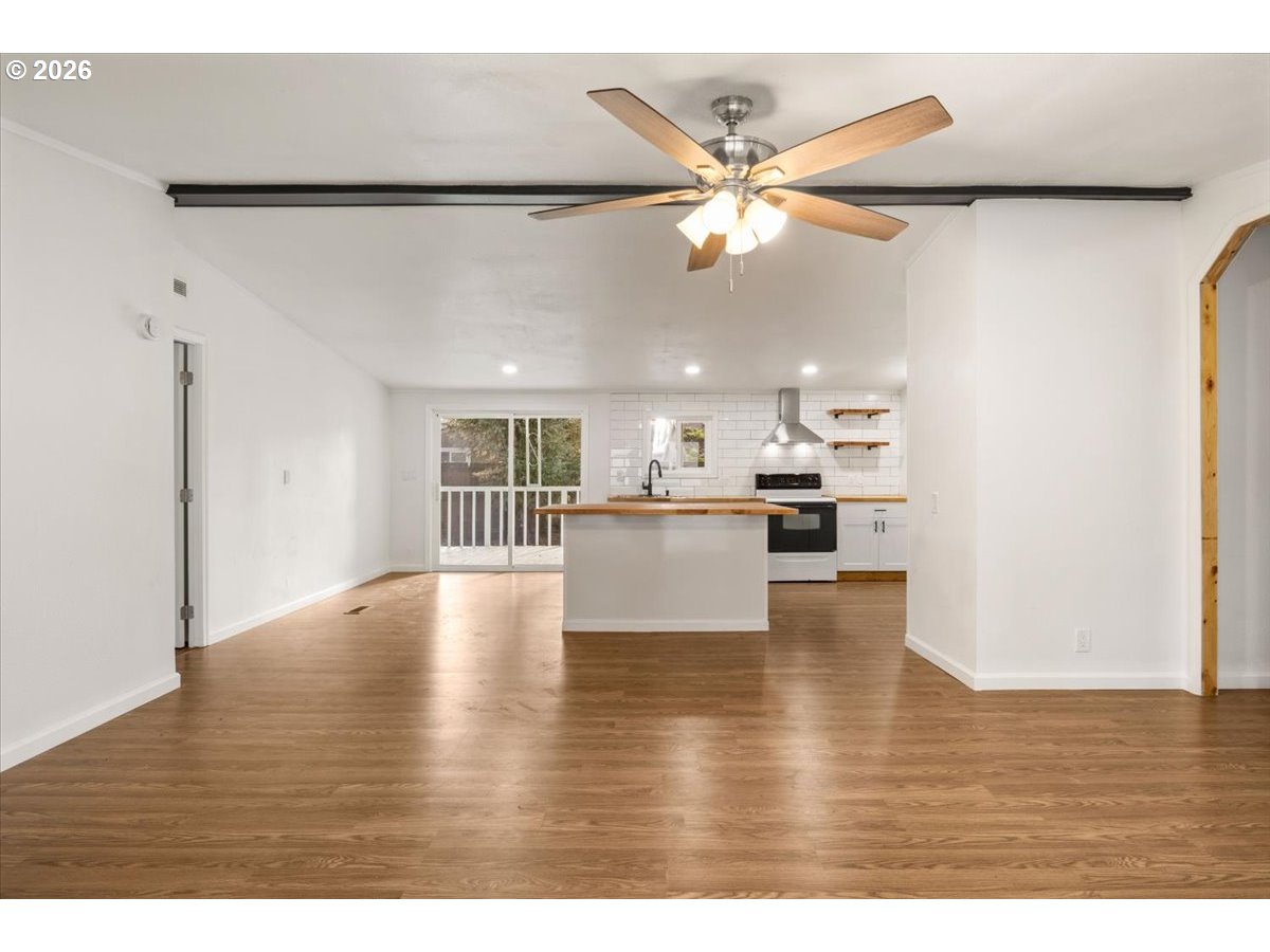 5050 Columbus St #70 Property Photo 8