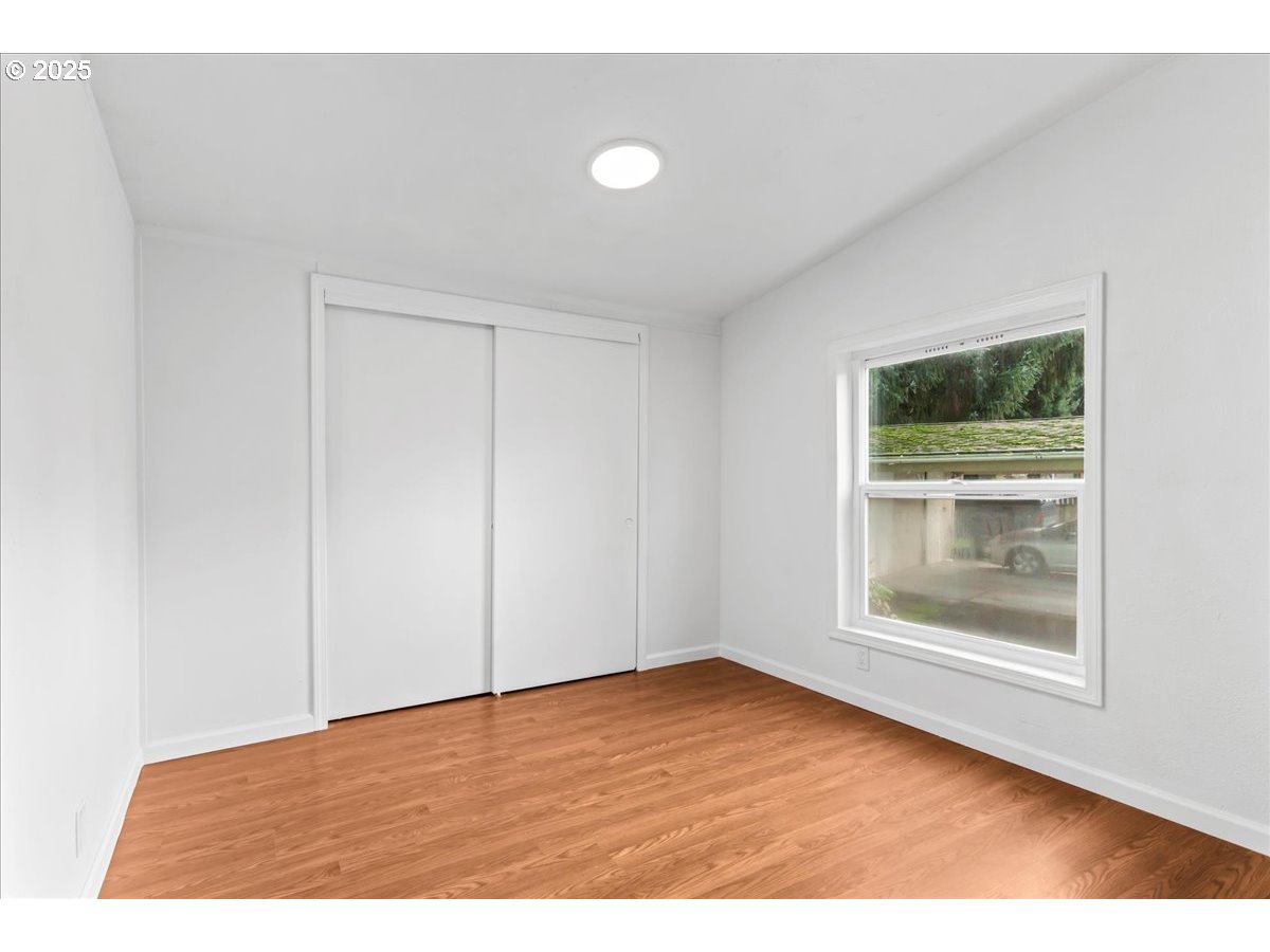 5050 Columbus St #70 Property Photo 21