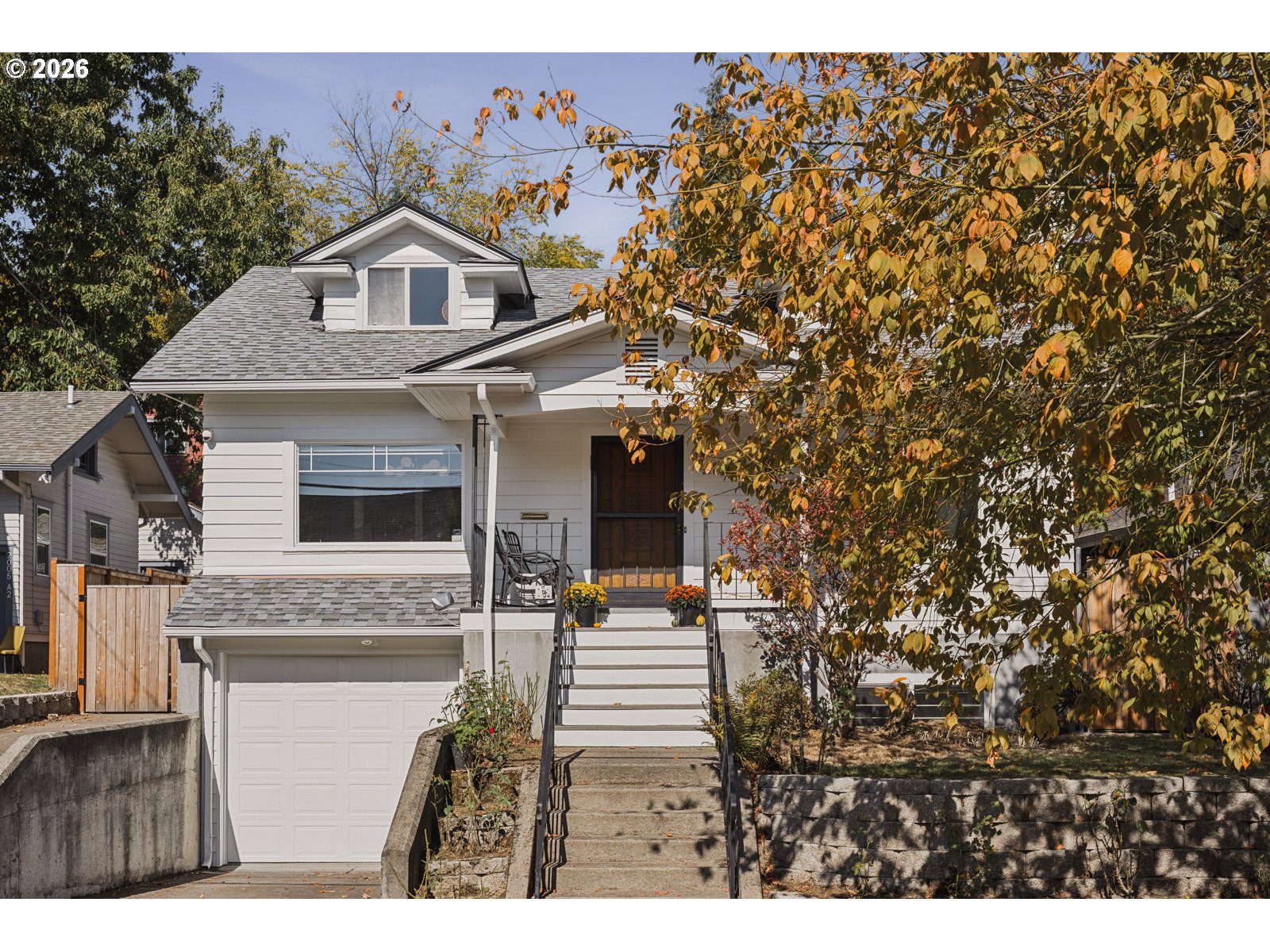 2015 SE PINE ST Property Photo 1