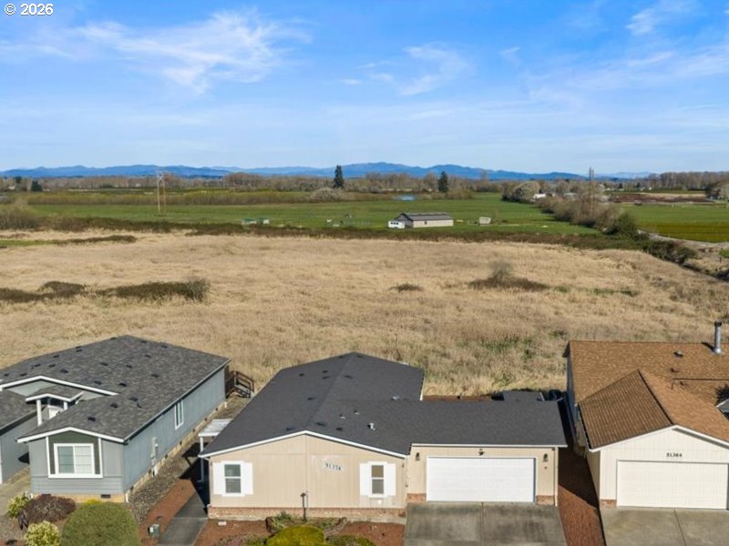 51374 Se Hoodview Dr Property Photo 1