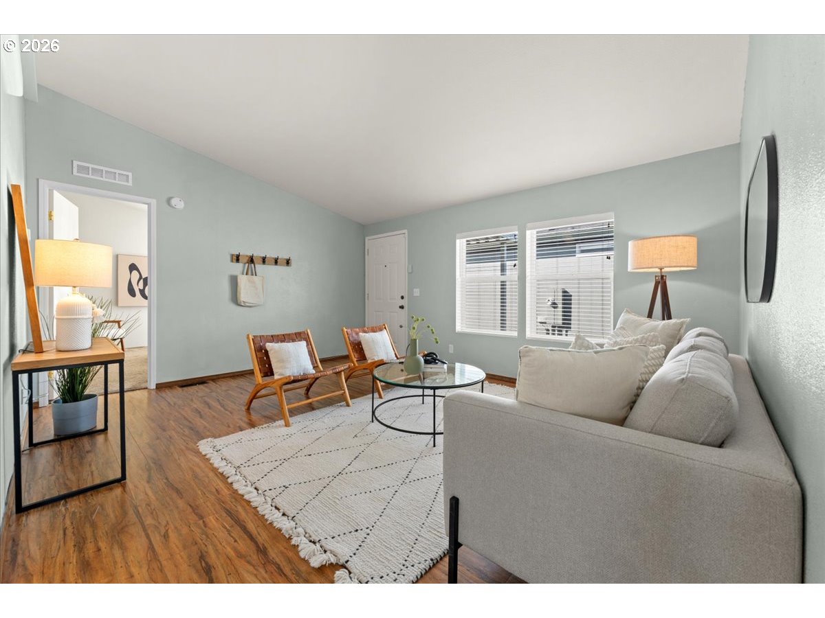 51374 Se Hoodview Dr Property Photo 17