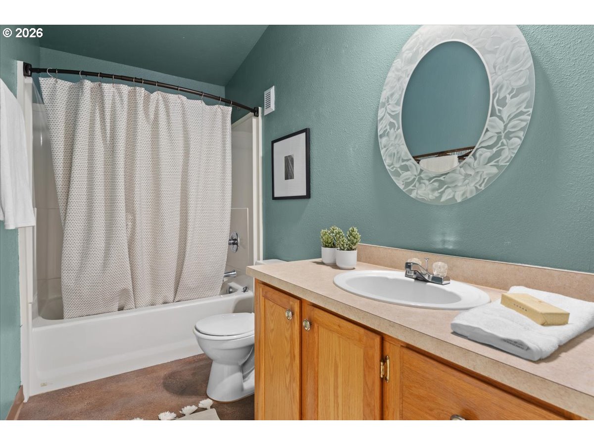 51374 Se Hoodview Dr Property Photo 30