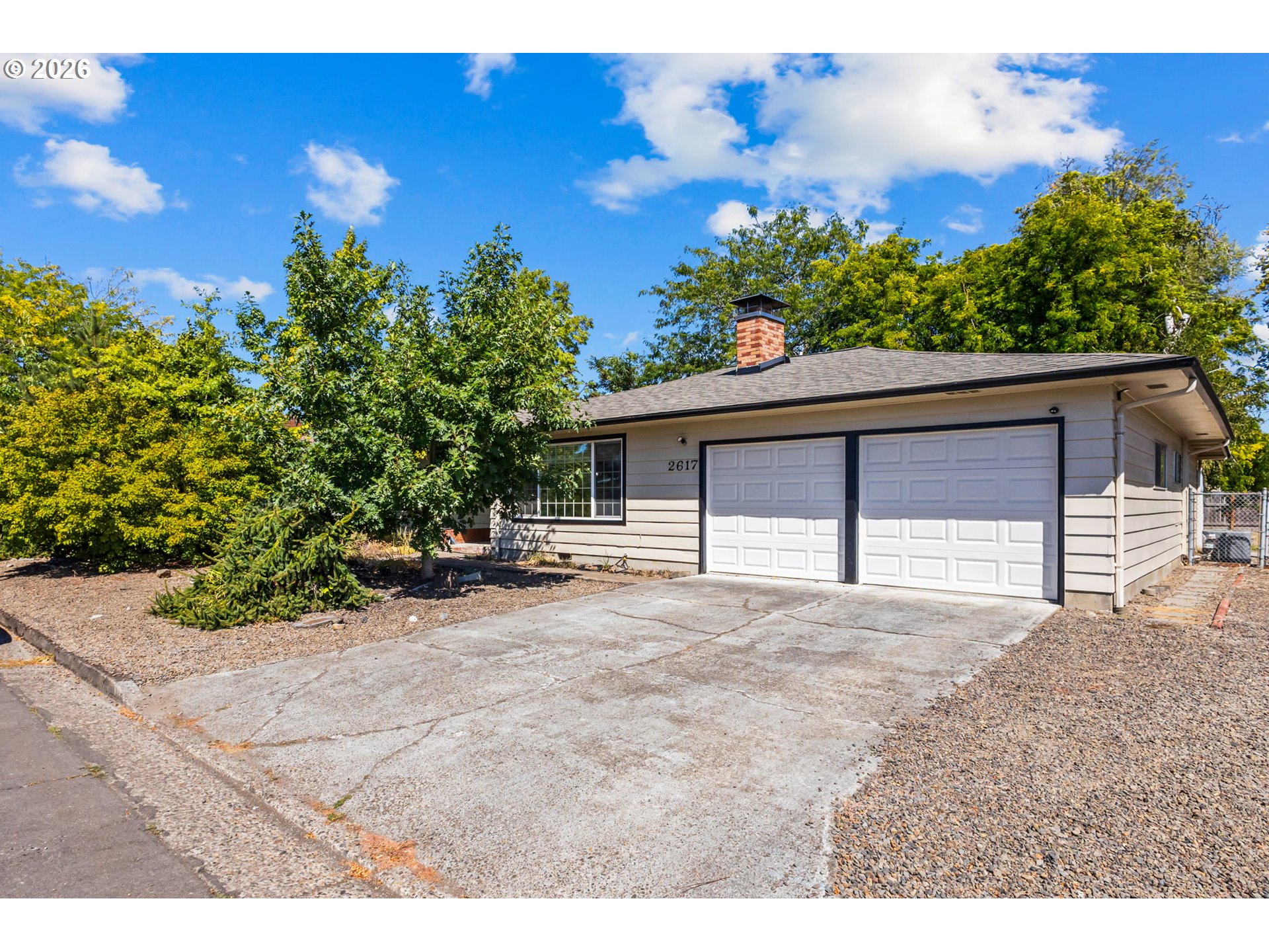 2617 Fulton St Property Photo 3