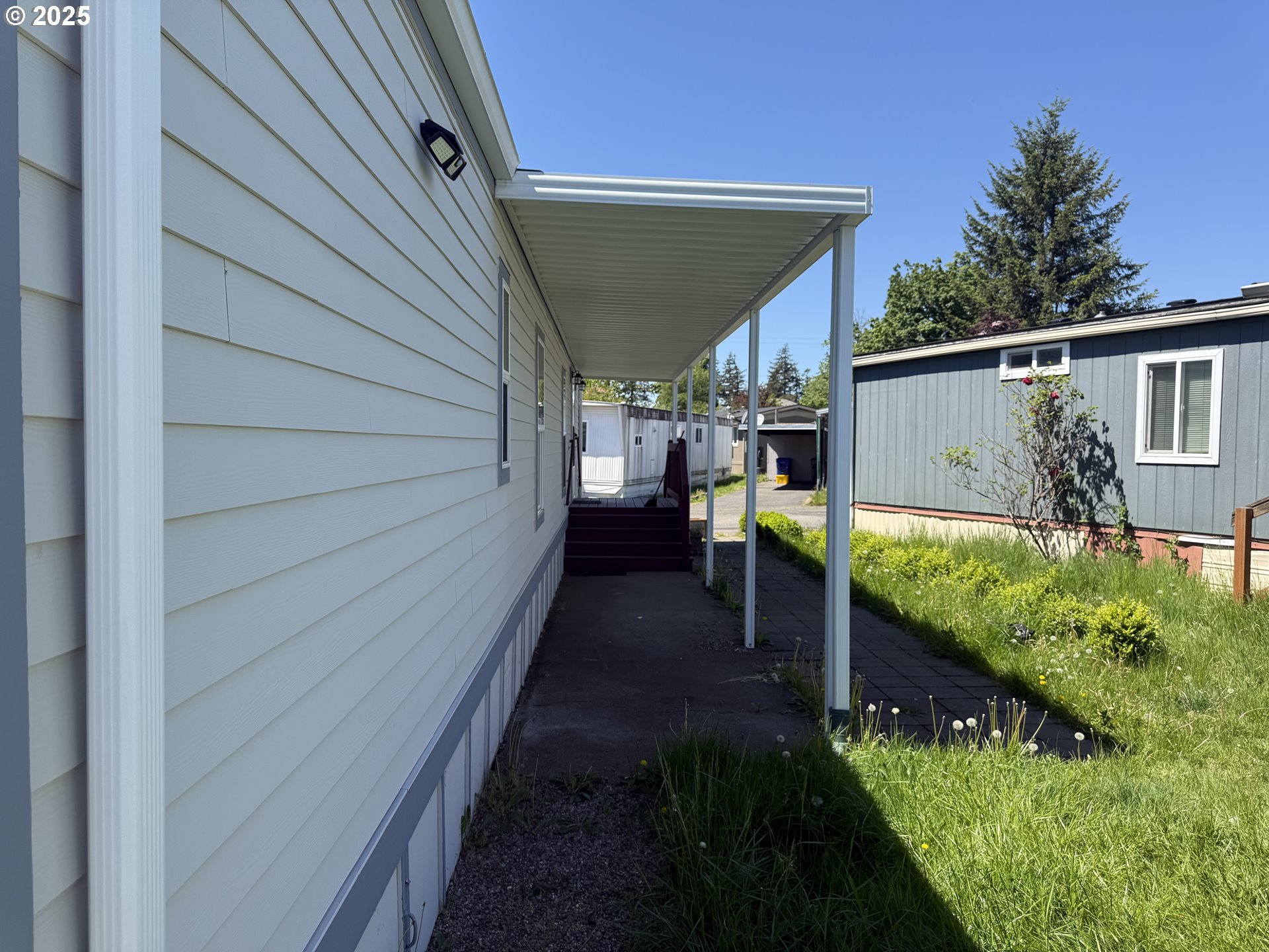 13045 Se Stark St 124 Property Photo 14