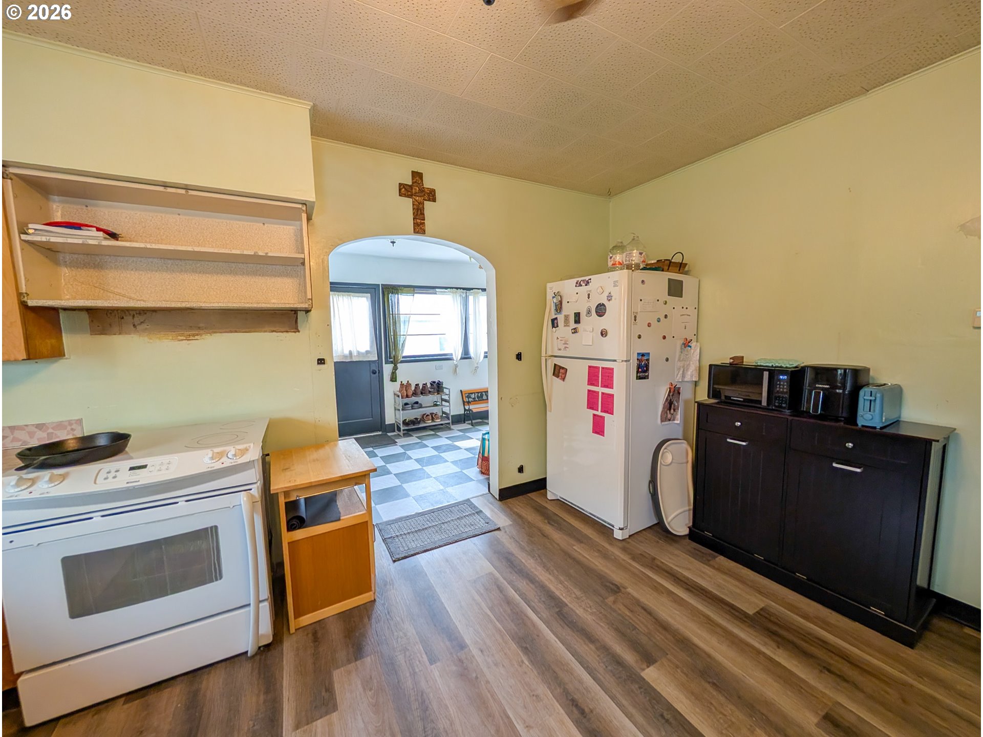 2104 1st St Property Photo 5