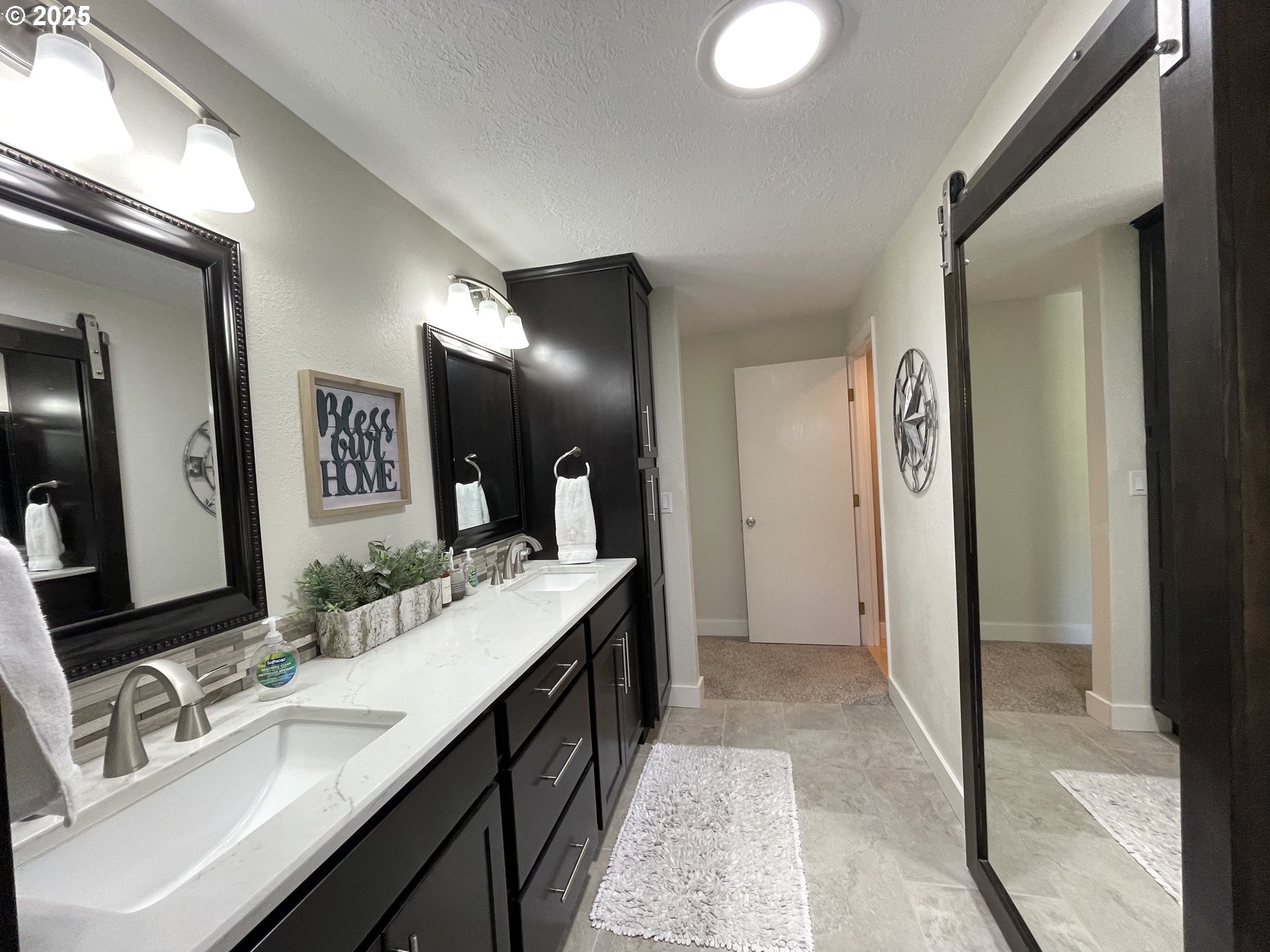 2145 Rock Ledge Dr Property Photo 16