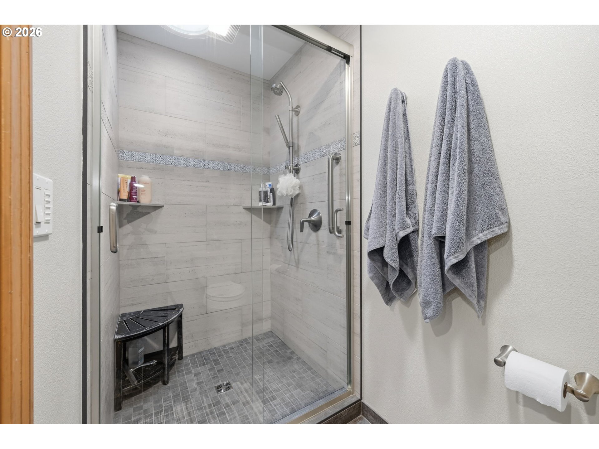 1894 W 27th Pl Property Photo 26