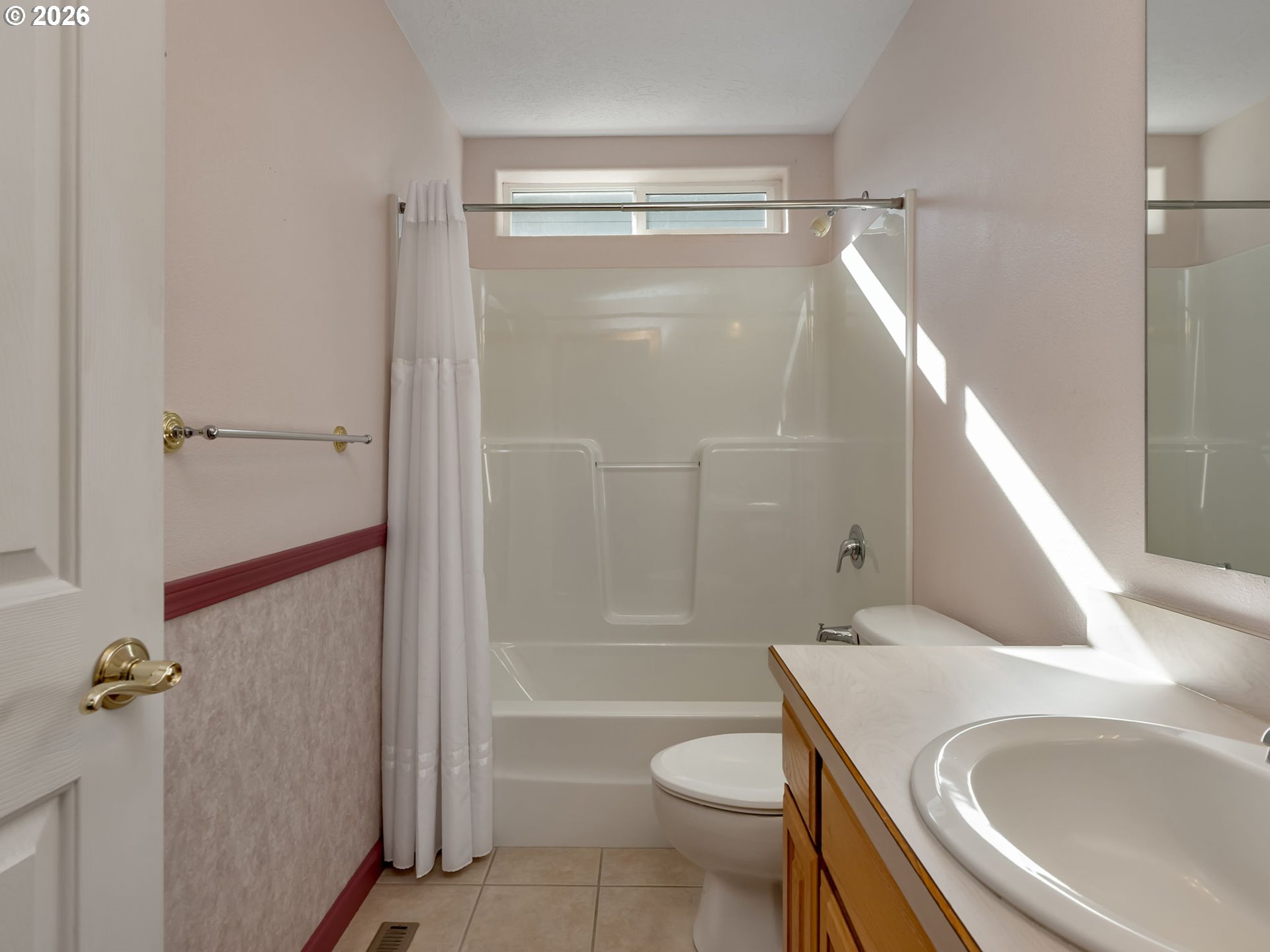 635 Ne Blair Ct Property Photo 17