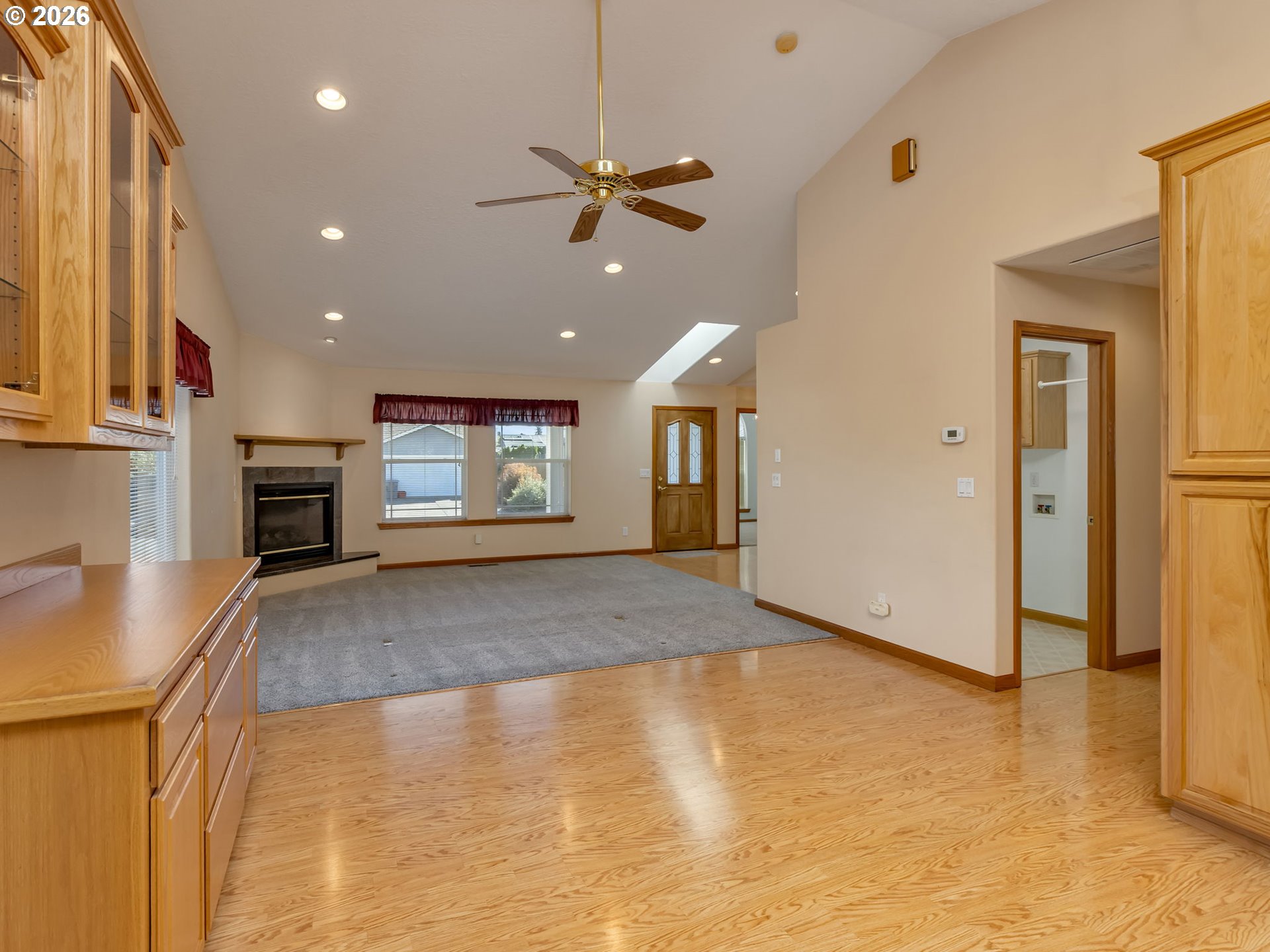 635 Ne Blair Ct Property Photo 24