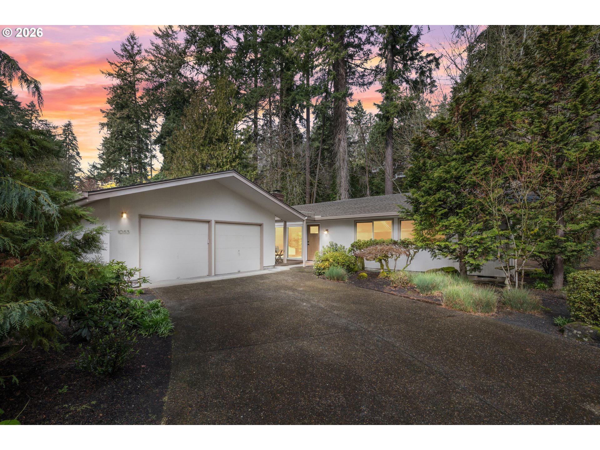 1053 Northshore Pl Property Photo 1