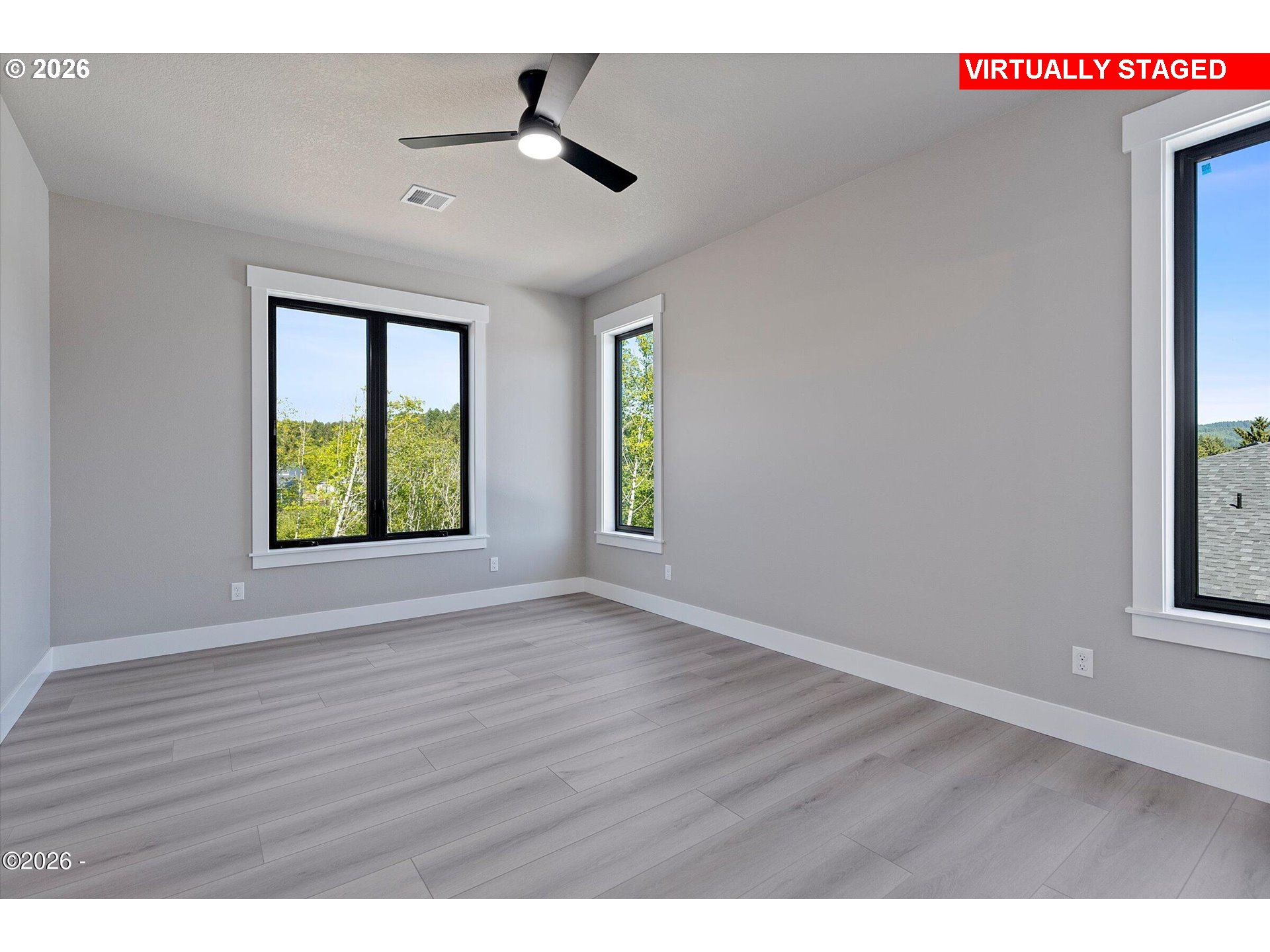 5244 Ne Wave Ln Property Photo 18