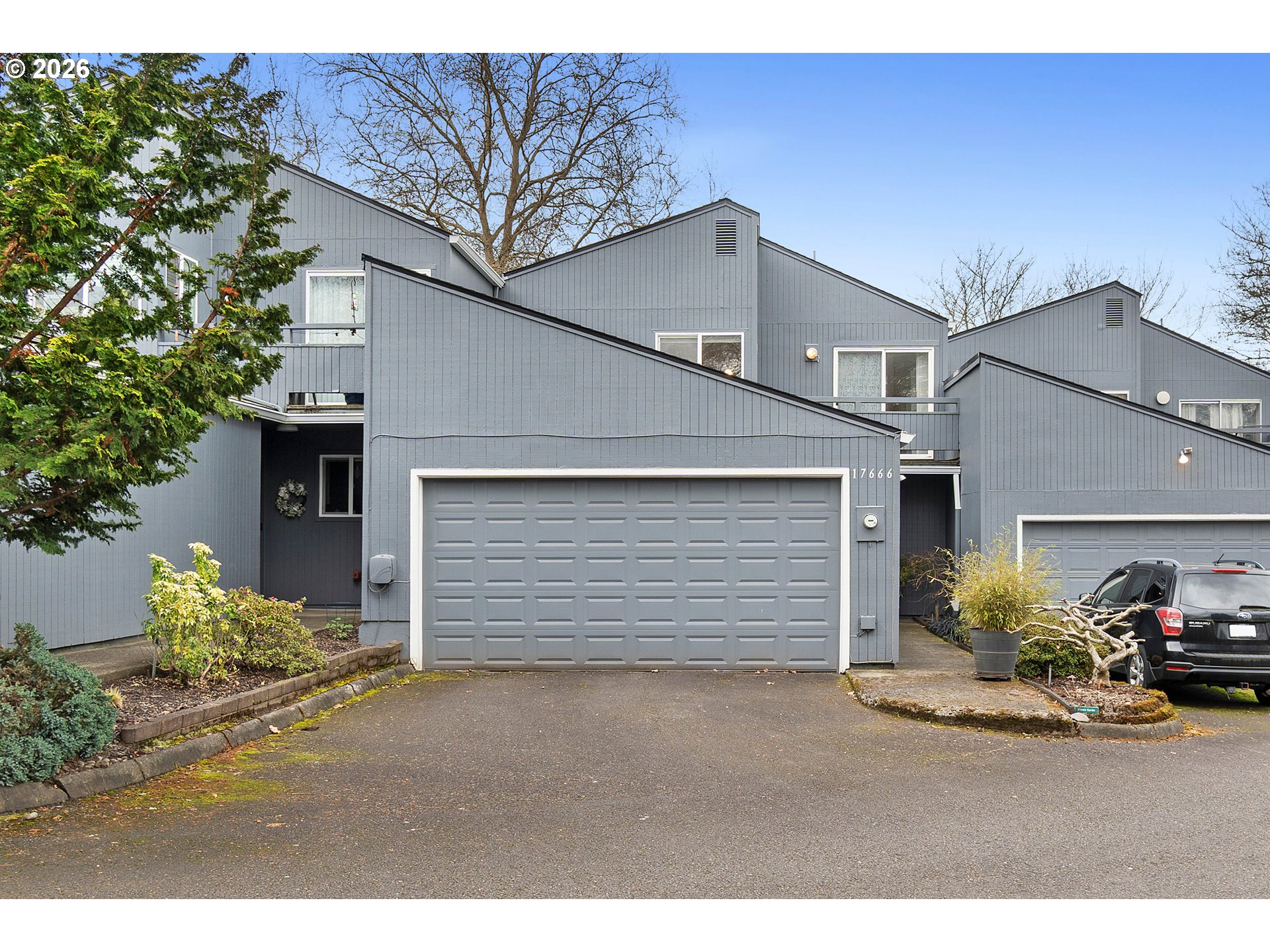 17666 NW ROLLING HILL LN Property Photo 1