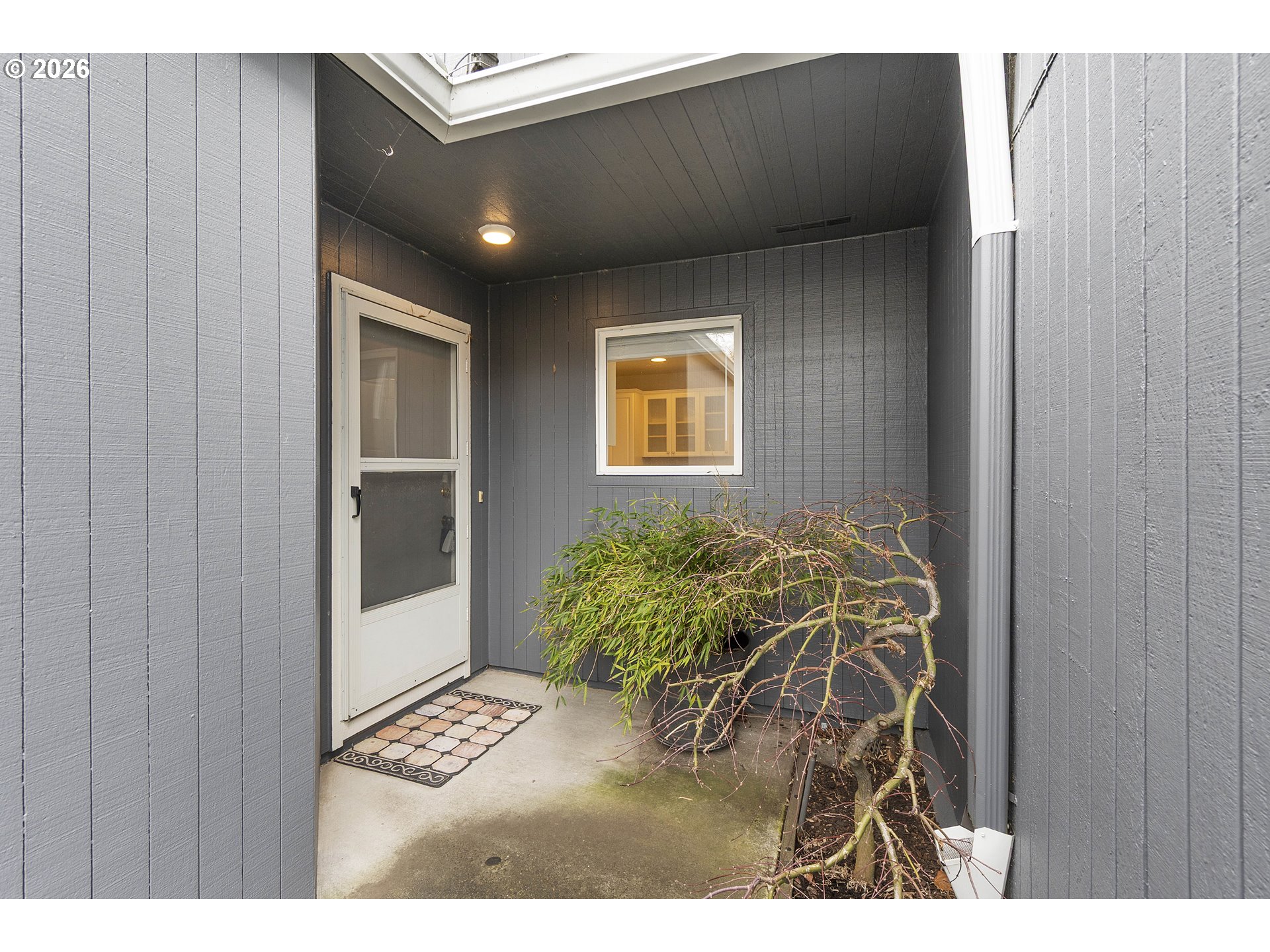 17666 Nw Rolling Hill Ln Property Photo 2