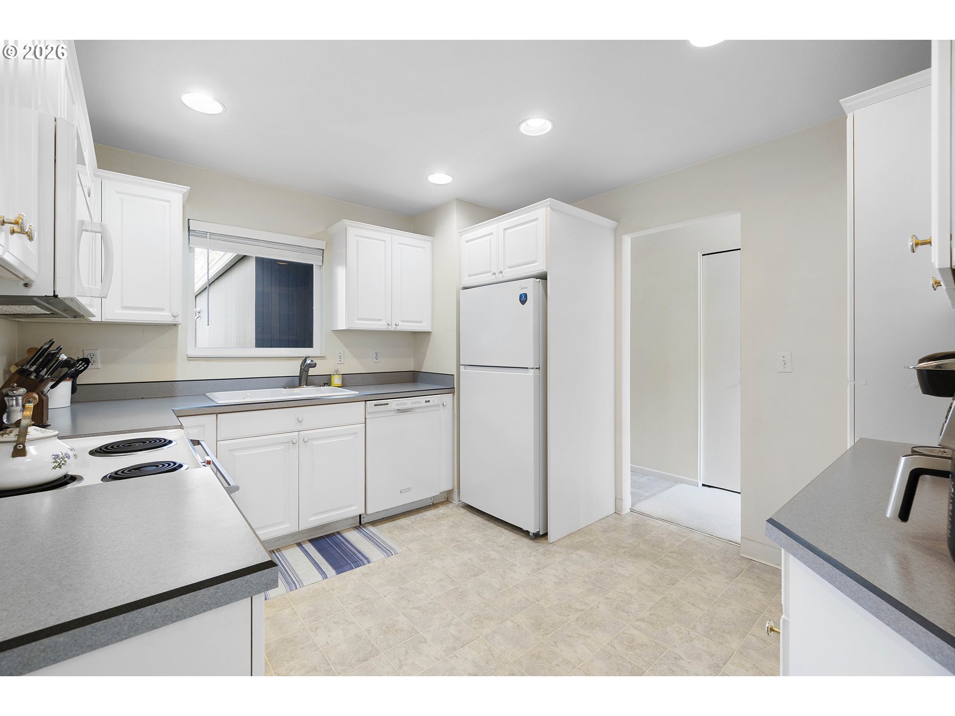 17666 Nw Rolling Hill Ln Property Photo 8