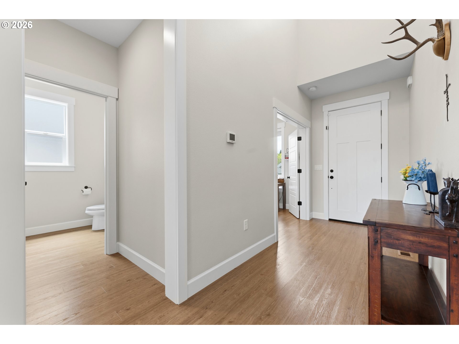 120 Nw Brookside St Property Photo 4