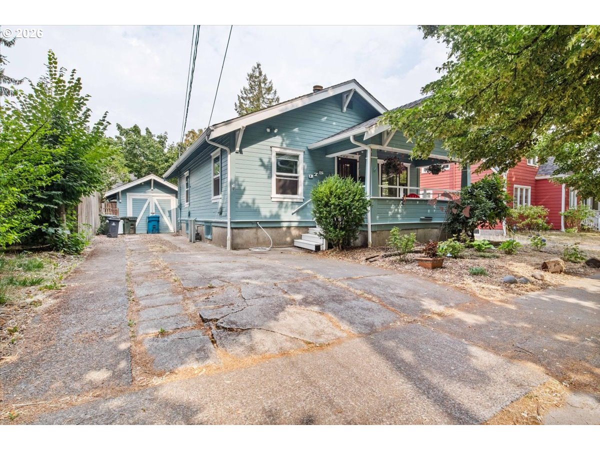 375 Se 23rd St Property Photo 3
