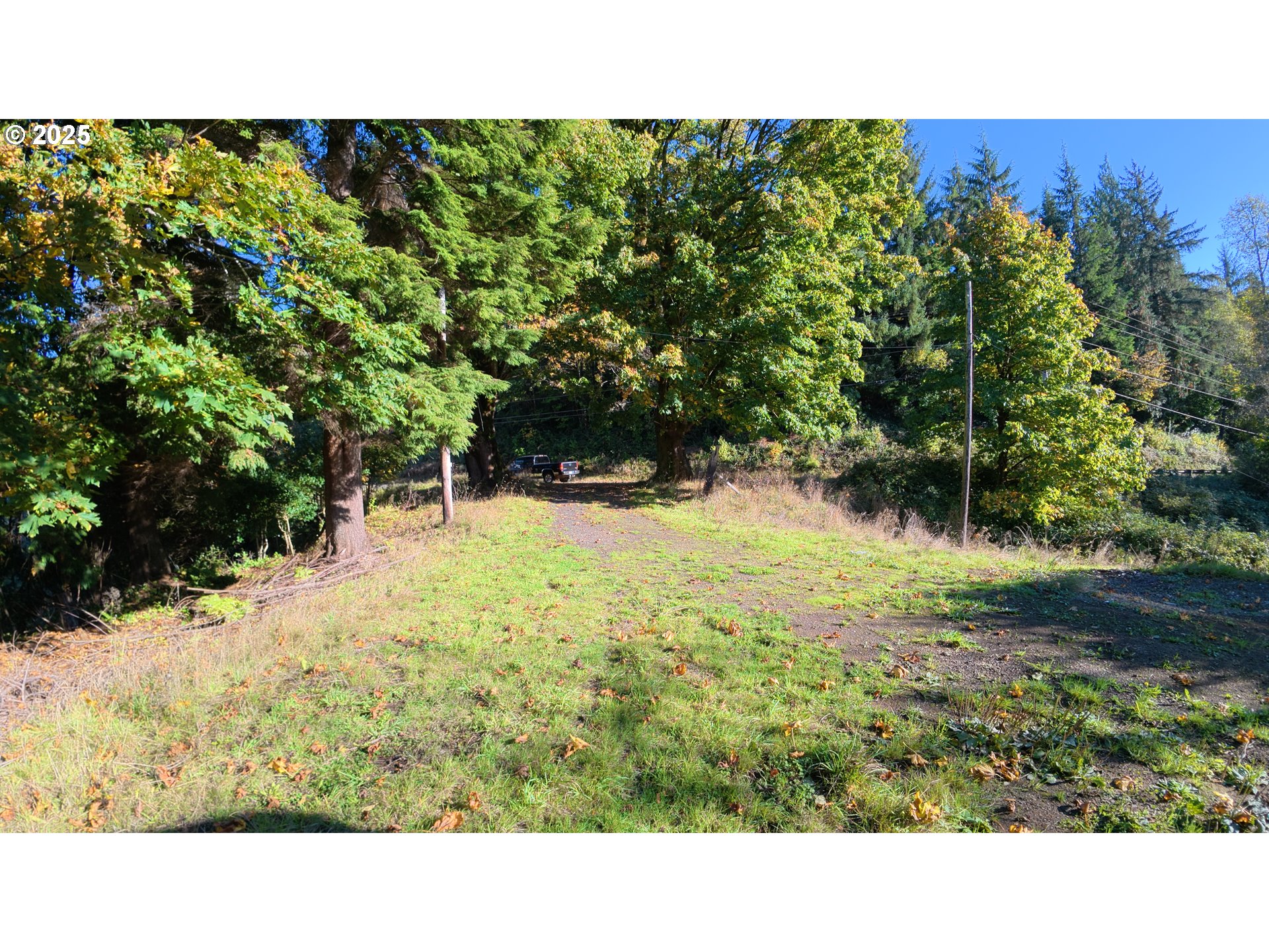 105 E Valley Rd Property Photo 9
