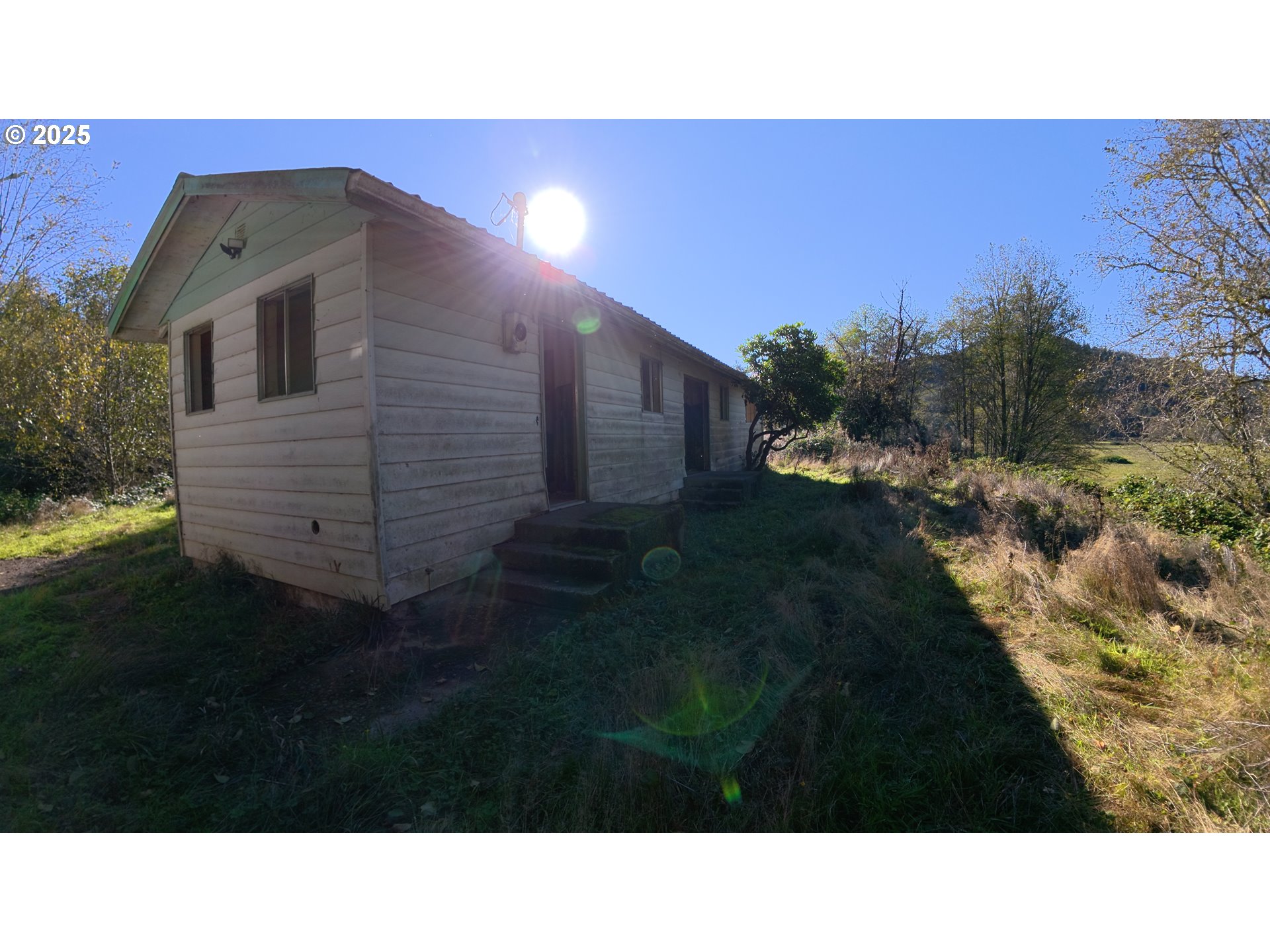 105 E Valley Rd Property Photo 20