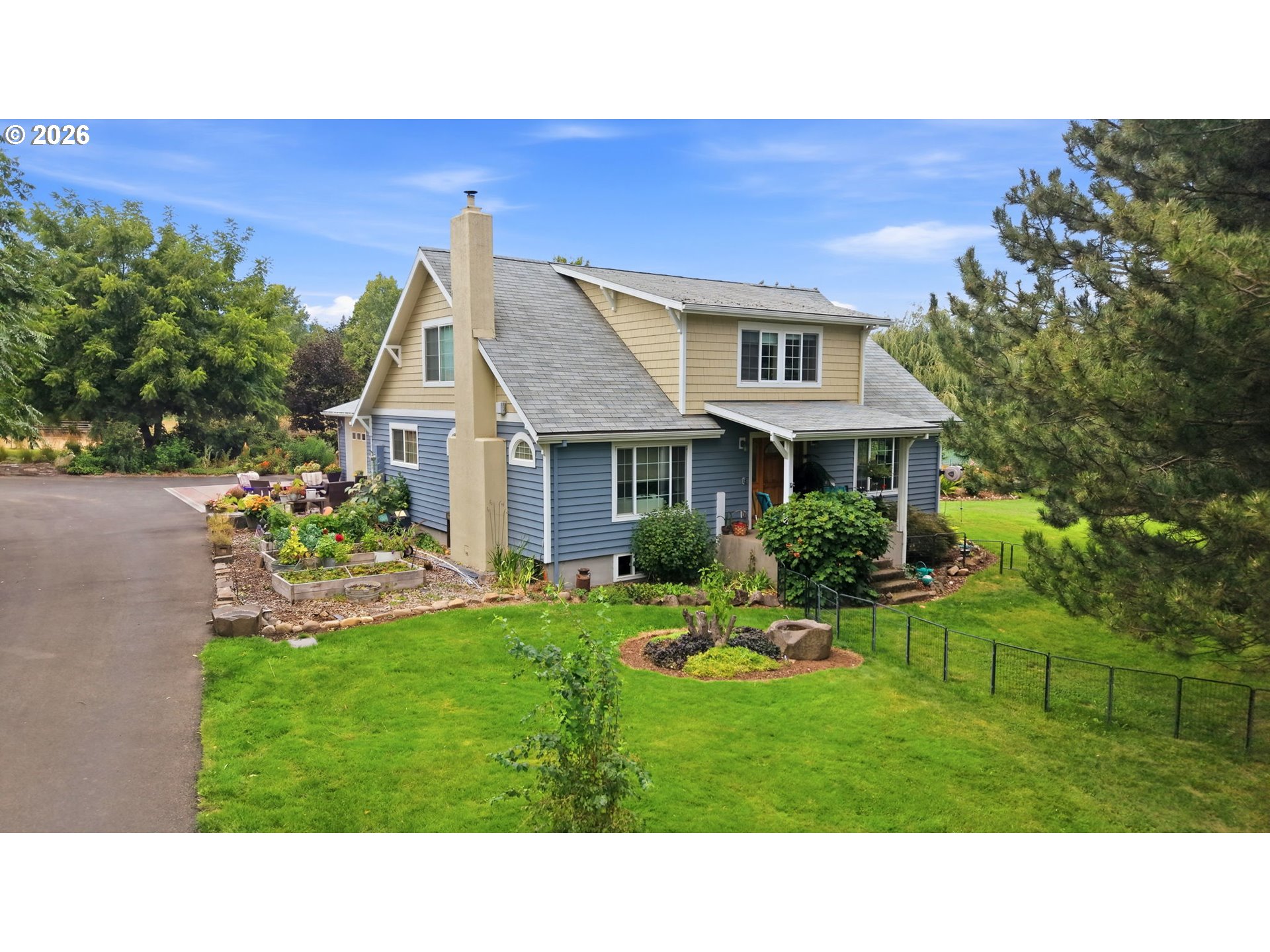 1736 Markham Rd Property Photo 1