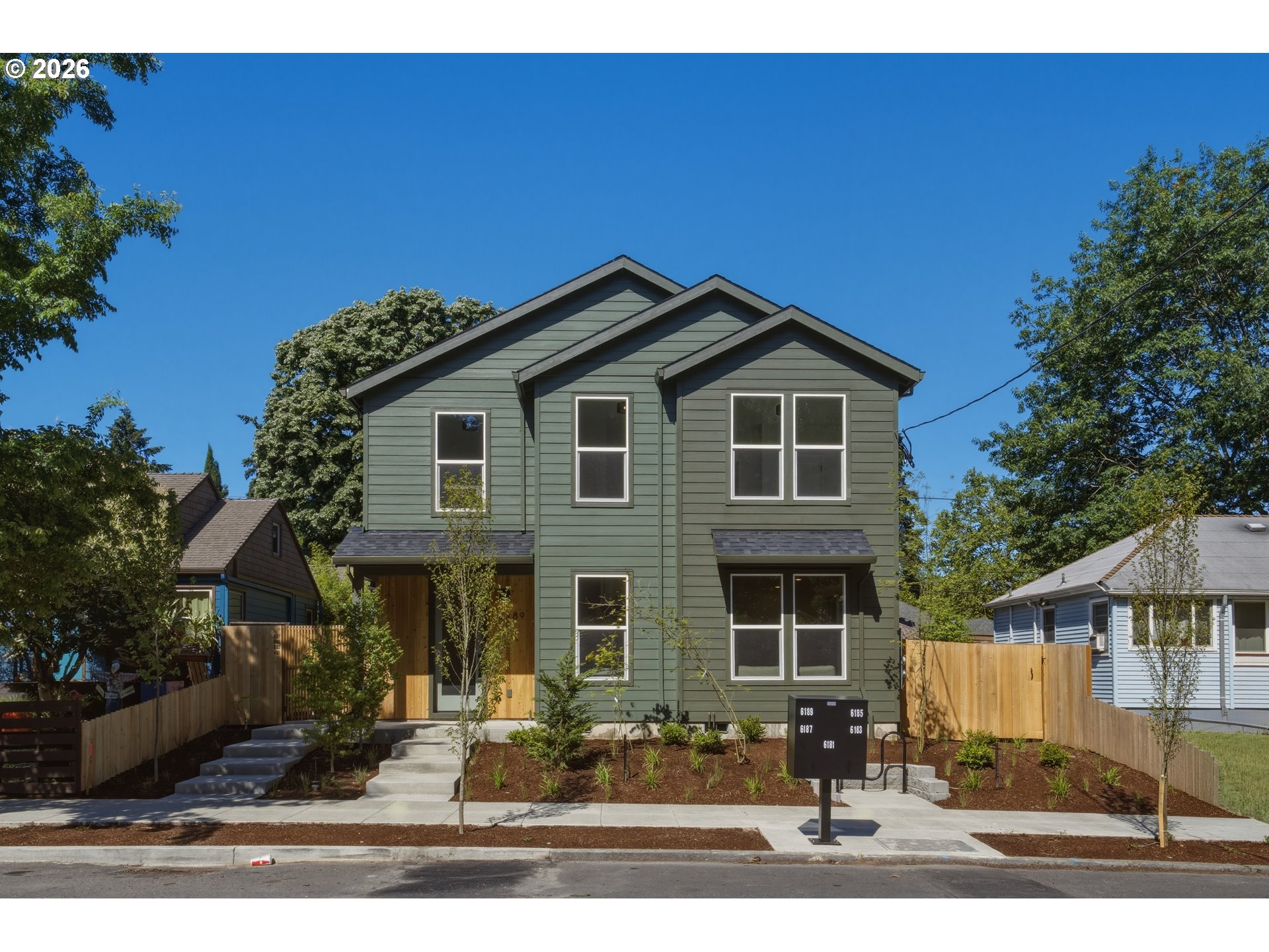 6181 N Albina Ave 5 Property Photo 1