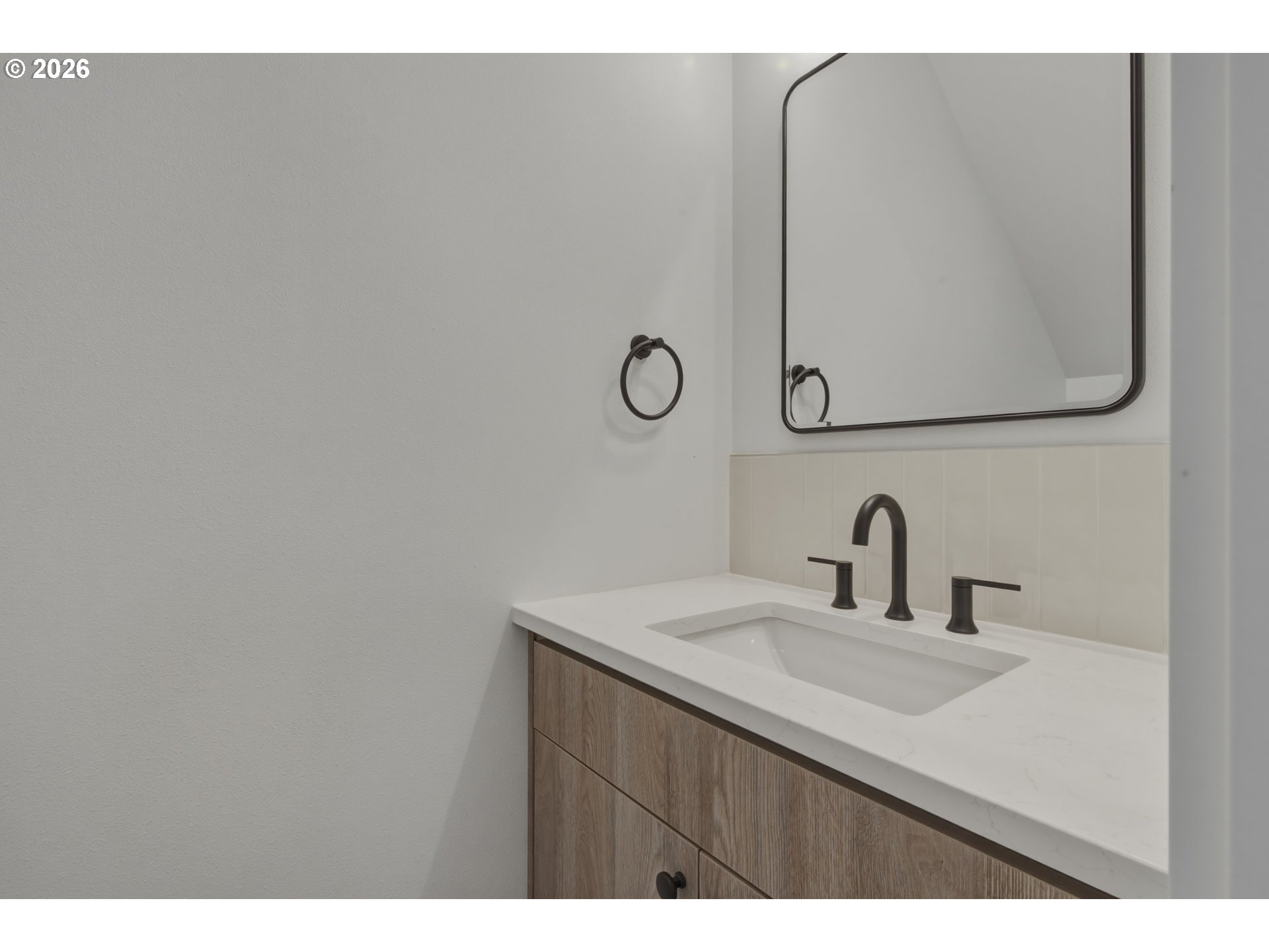 6181 N Albina Ave 5 Property Photo 6