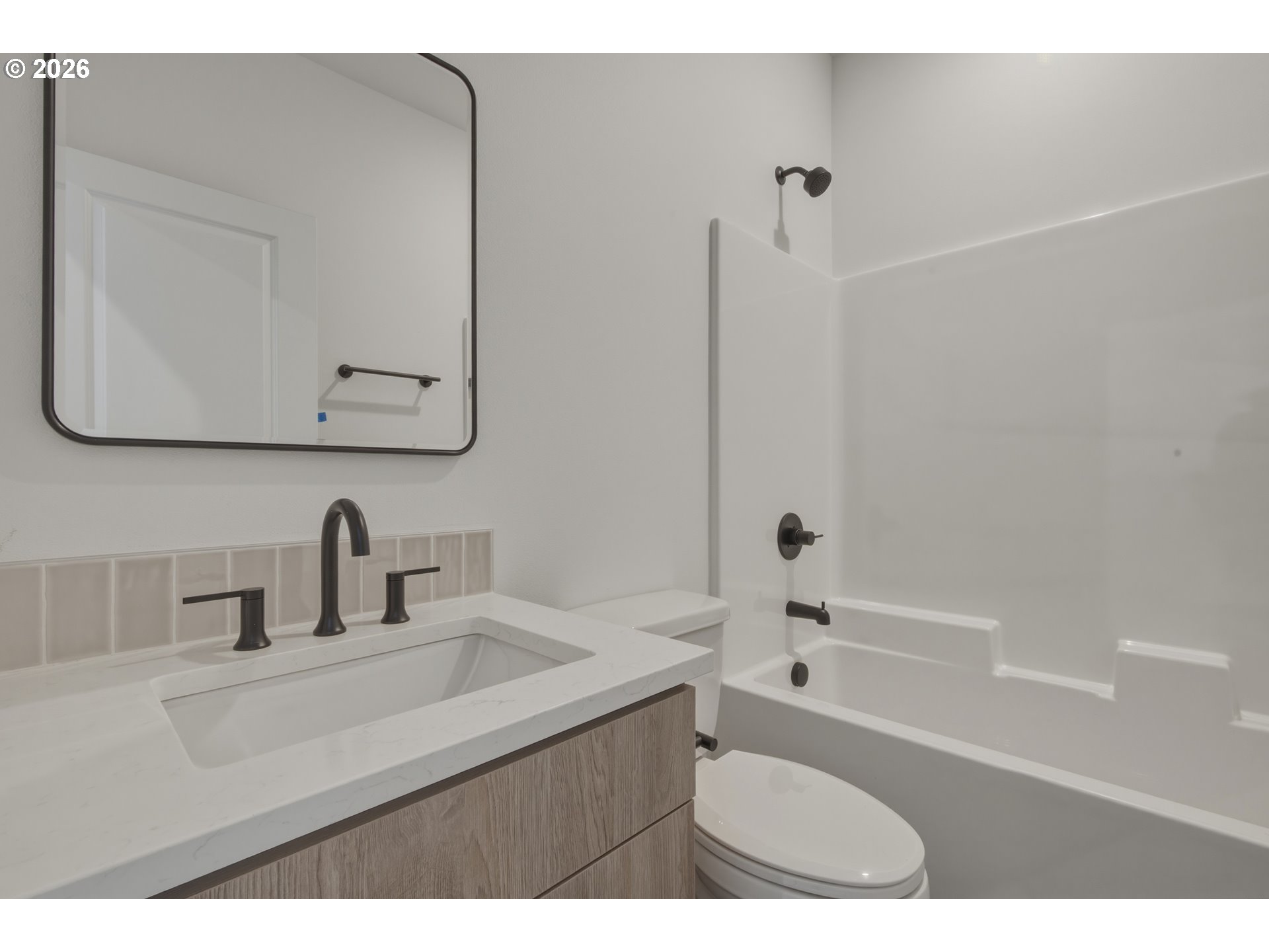 6181 N Albina Ave 5 Property Photo 10