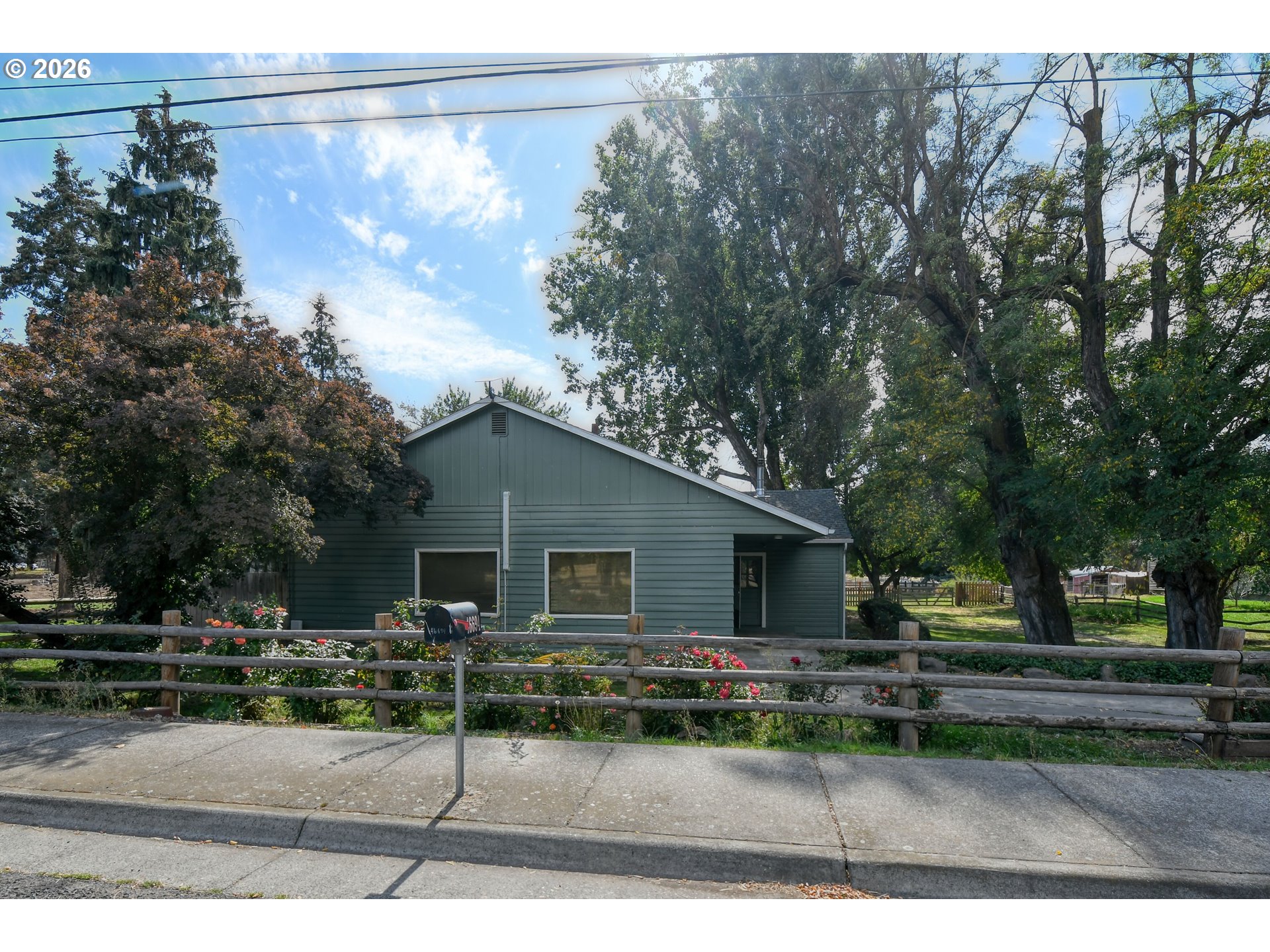 46694 Mission Rd Property Photo 1