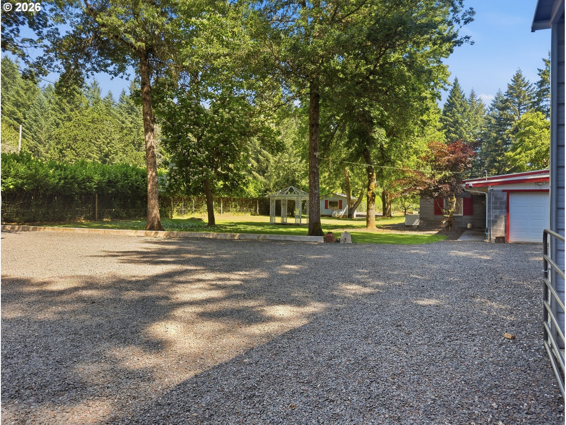 93127 Marcola Rd Property Photo 3