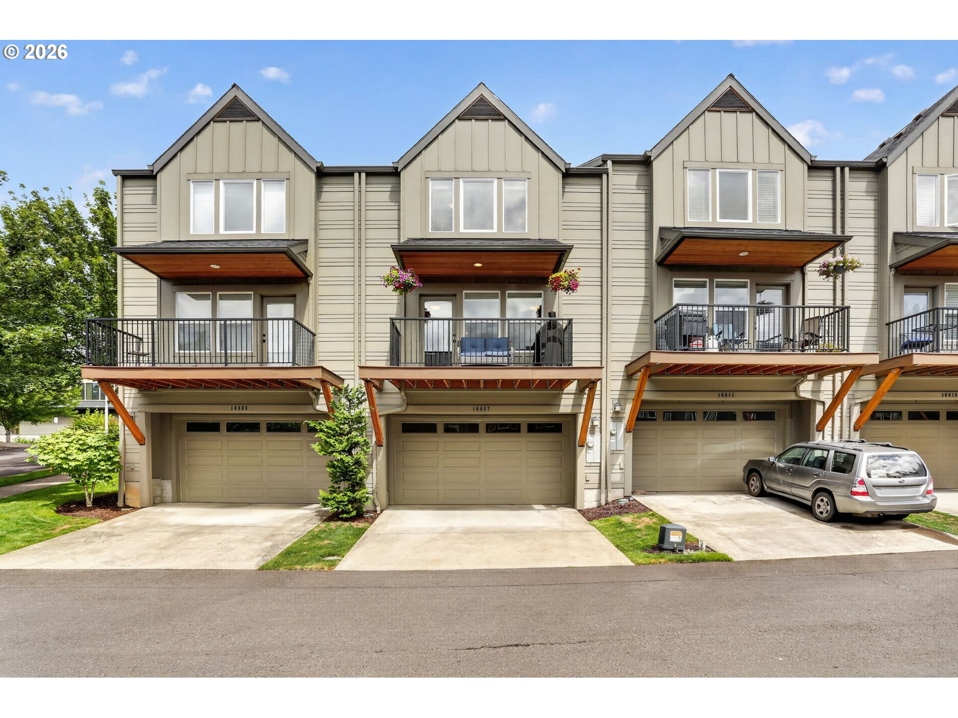 16807 Champion Way Property Photo 1