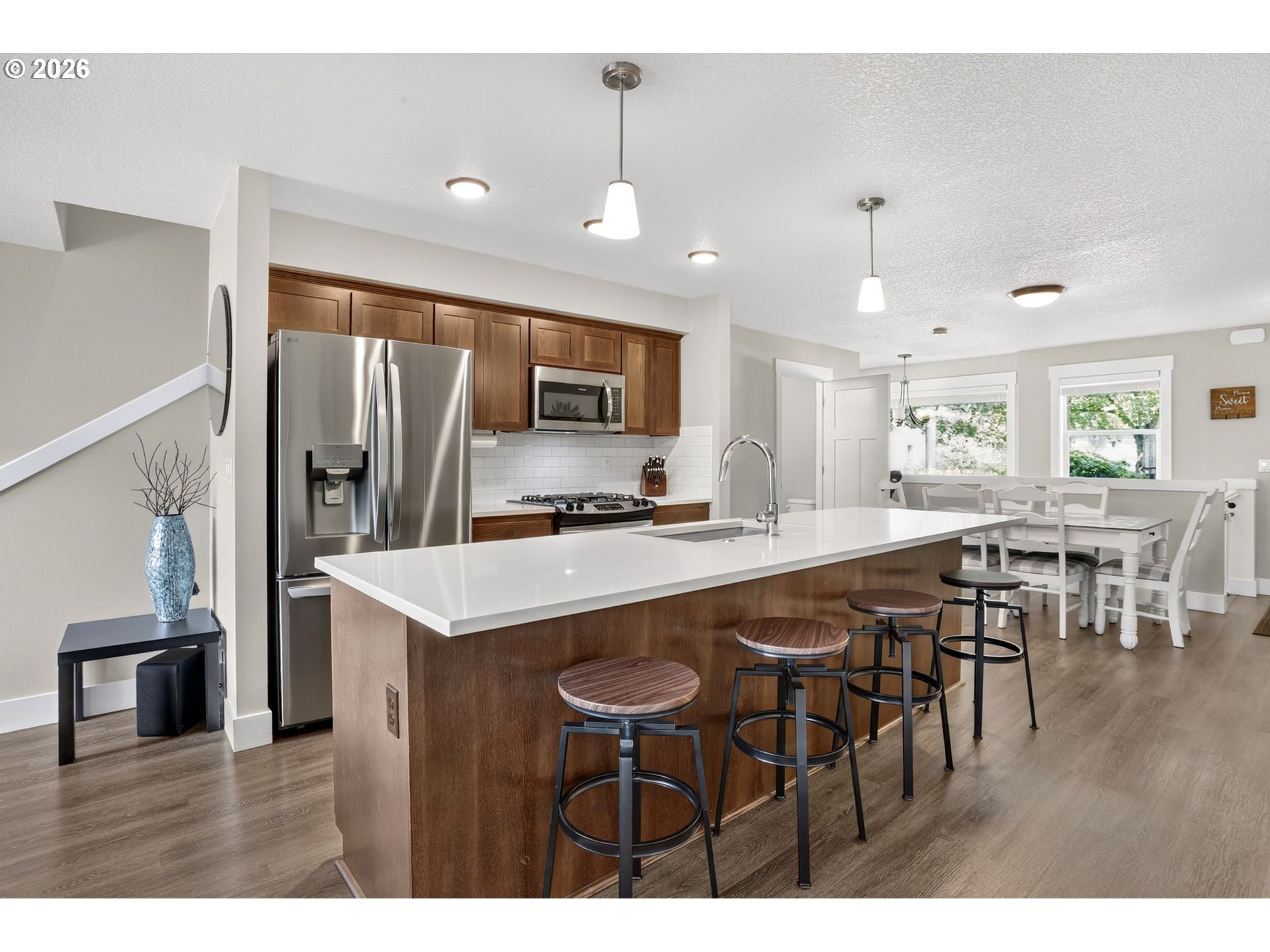 16807 Champion Way Property Photo 9