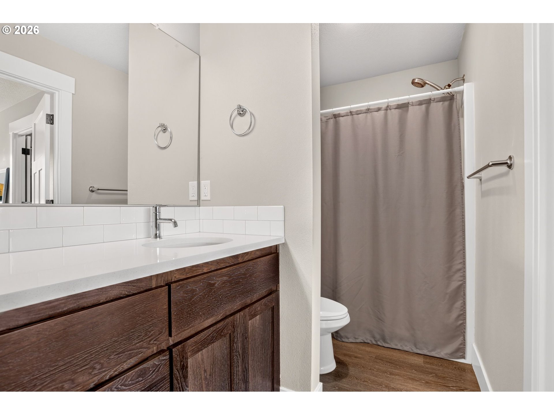 16807 Champion Way Property Photo 25