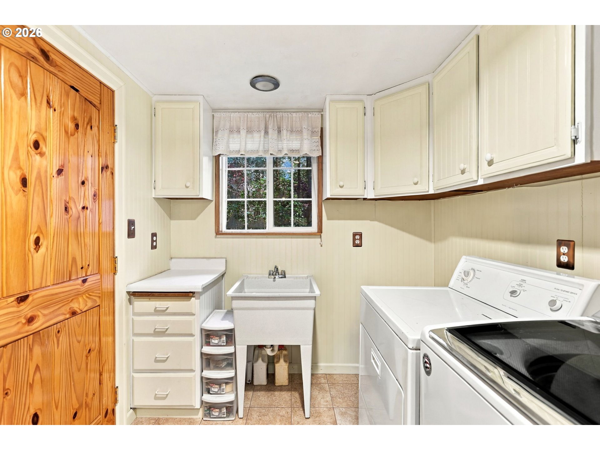 68924 E Barlow Trail Rd Property Photo 27