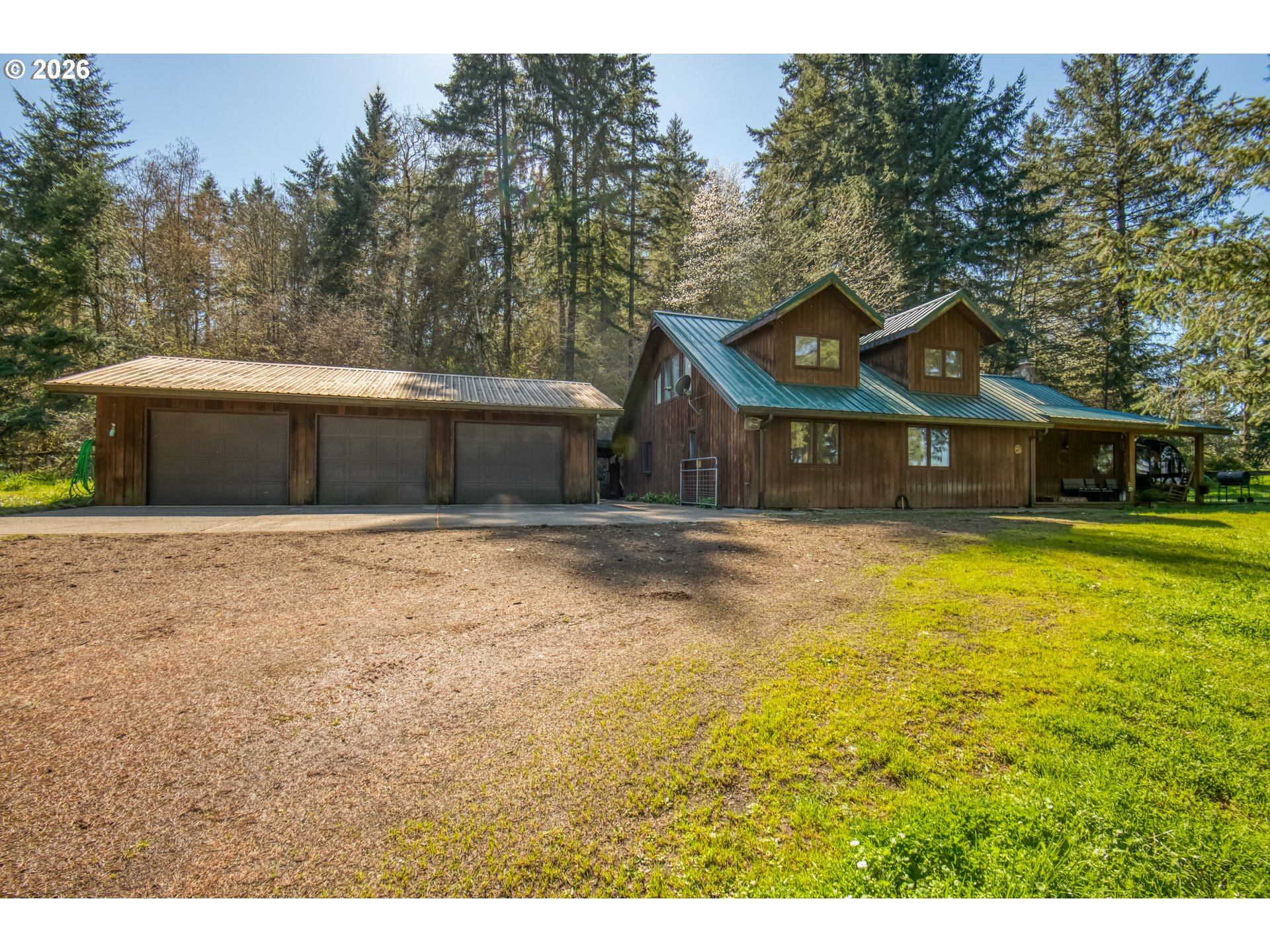 16493 Ne Major Ln Property Photo 1