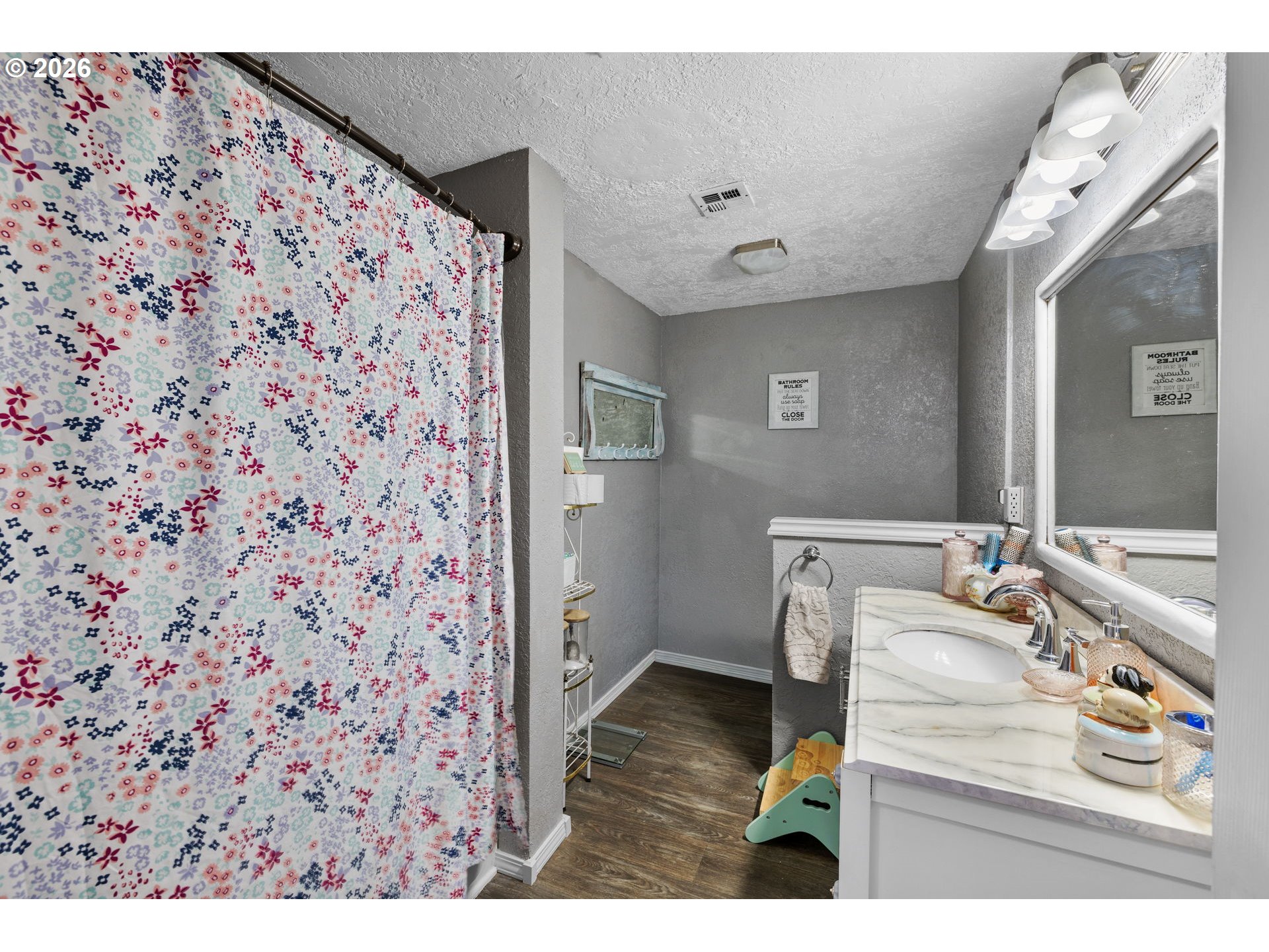 170 Ne Robin Way Property Photo 26