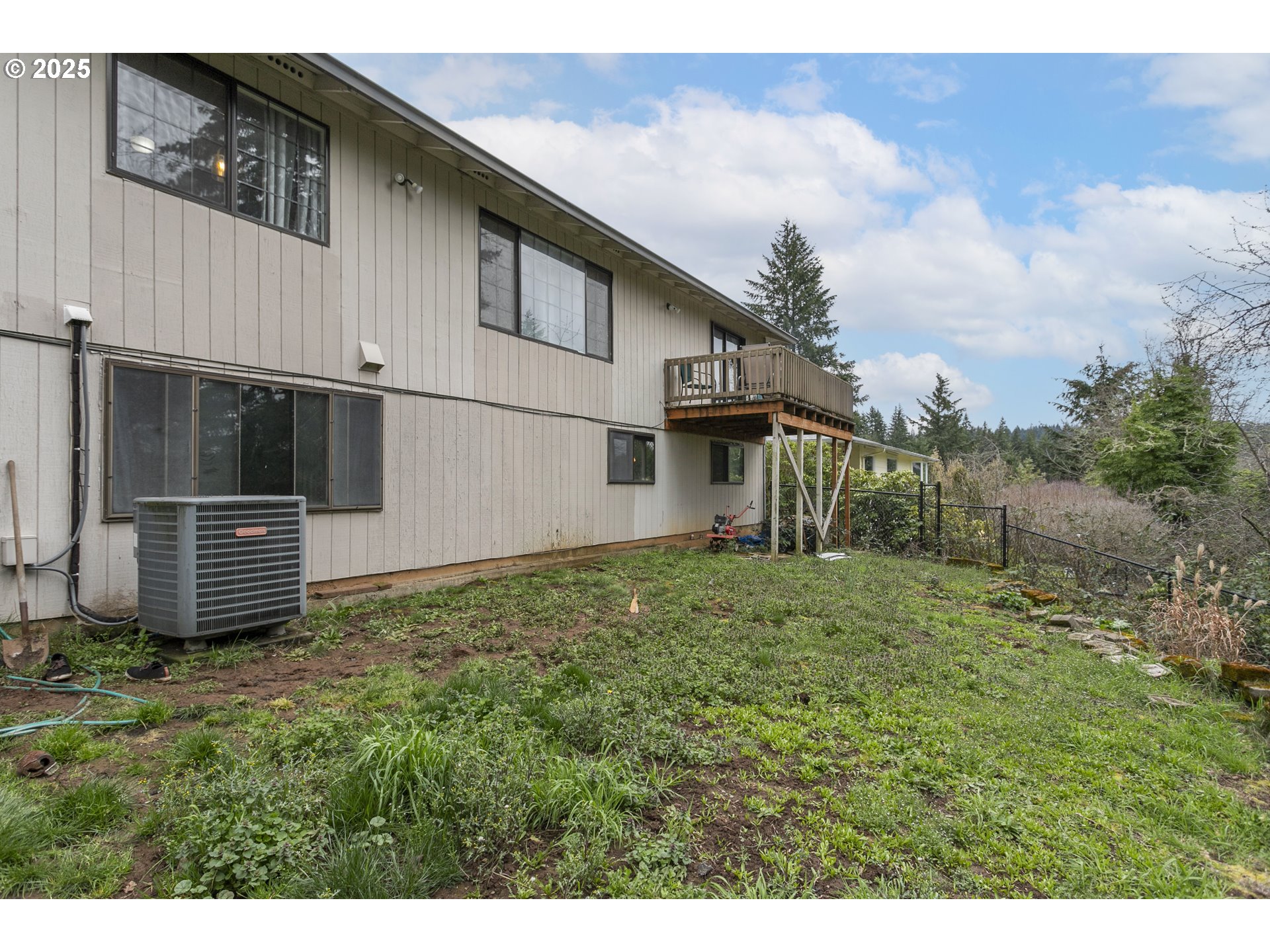 203 Se Ginseng Dr Property Photo 40