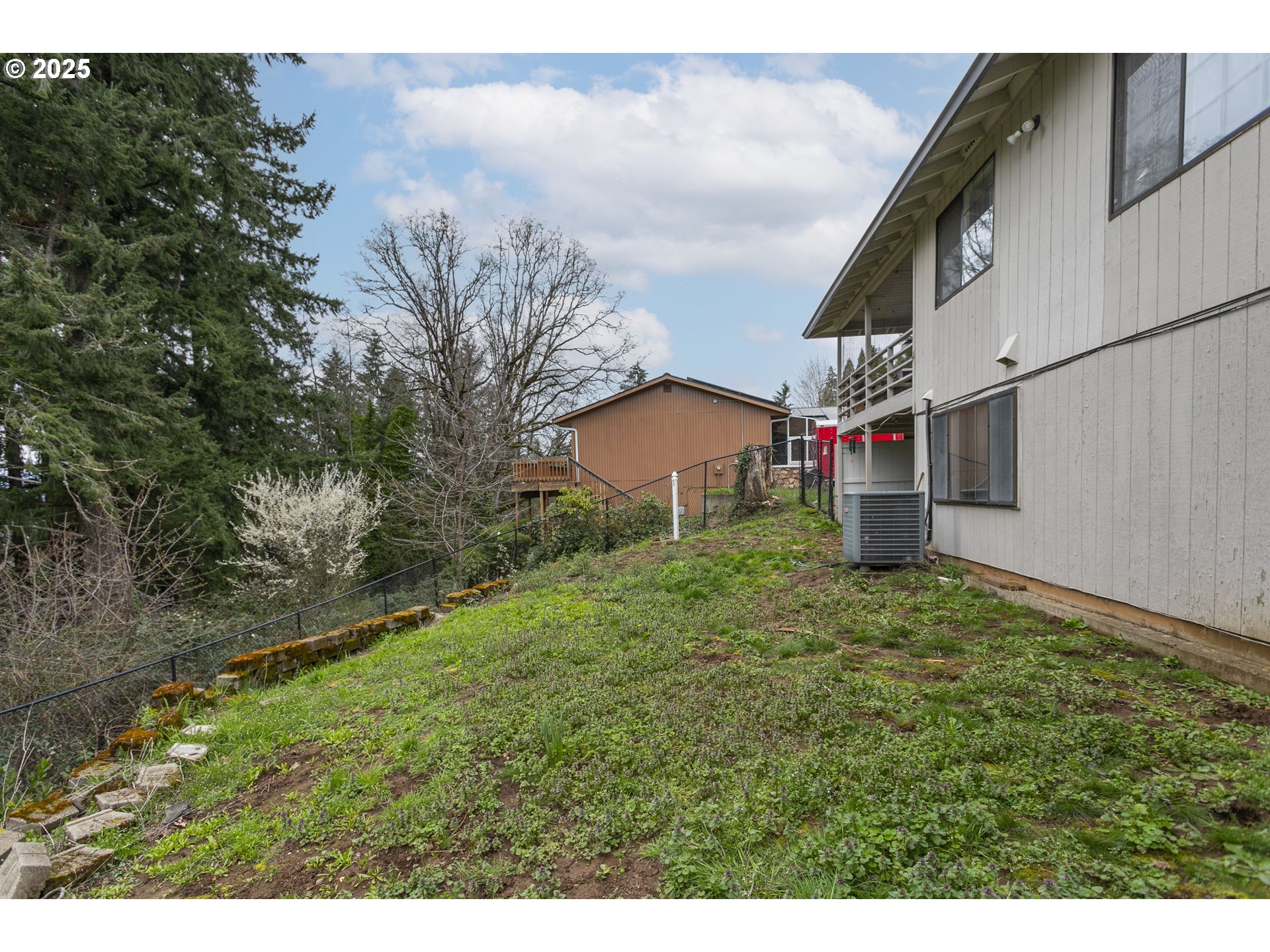 203 Se Ginseng Dr Property Photo 42