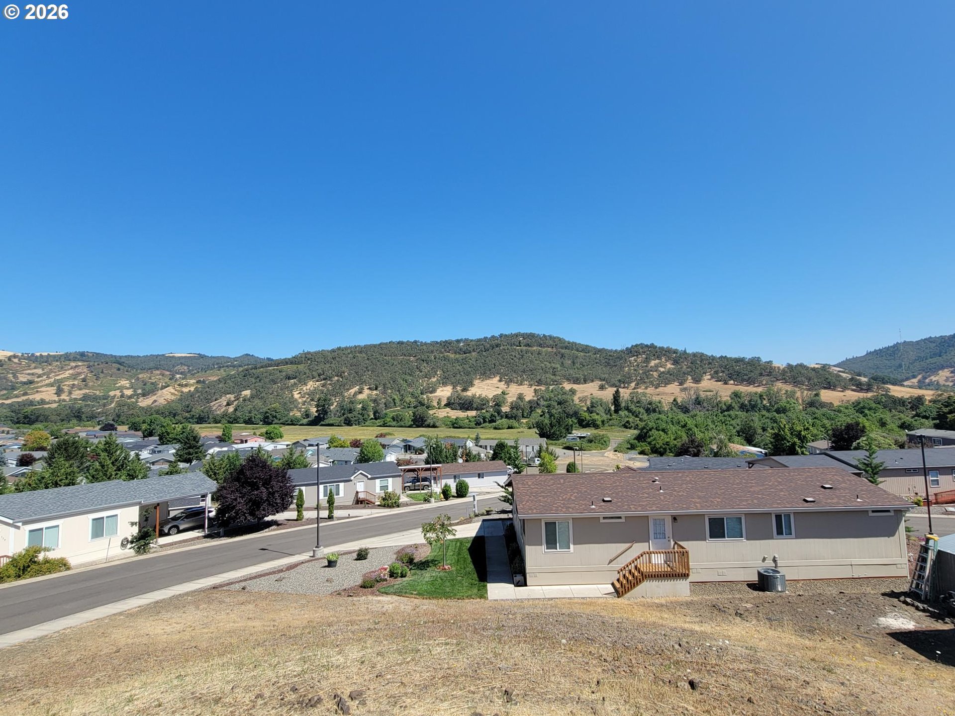 220 Deschutes Ln Property Photo 9