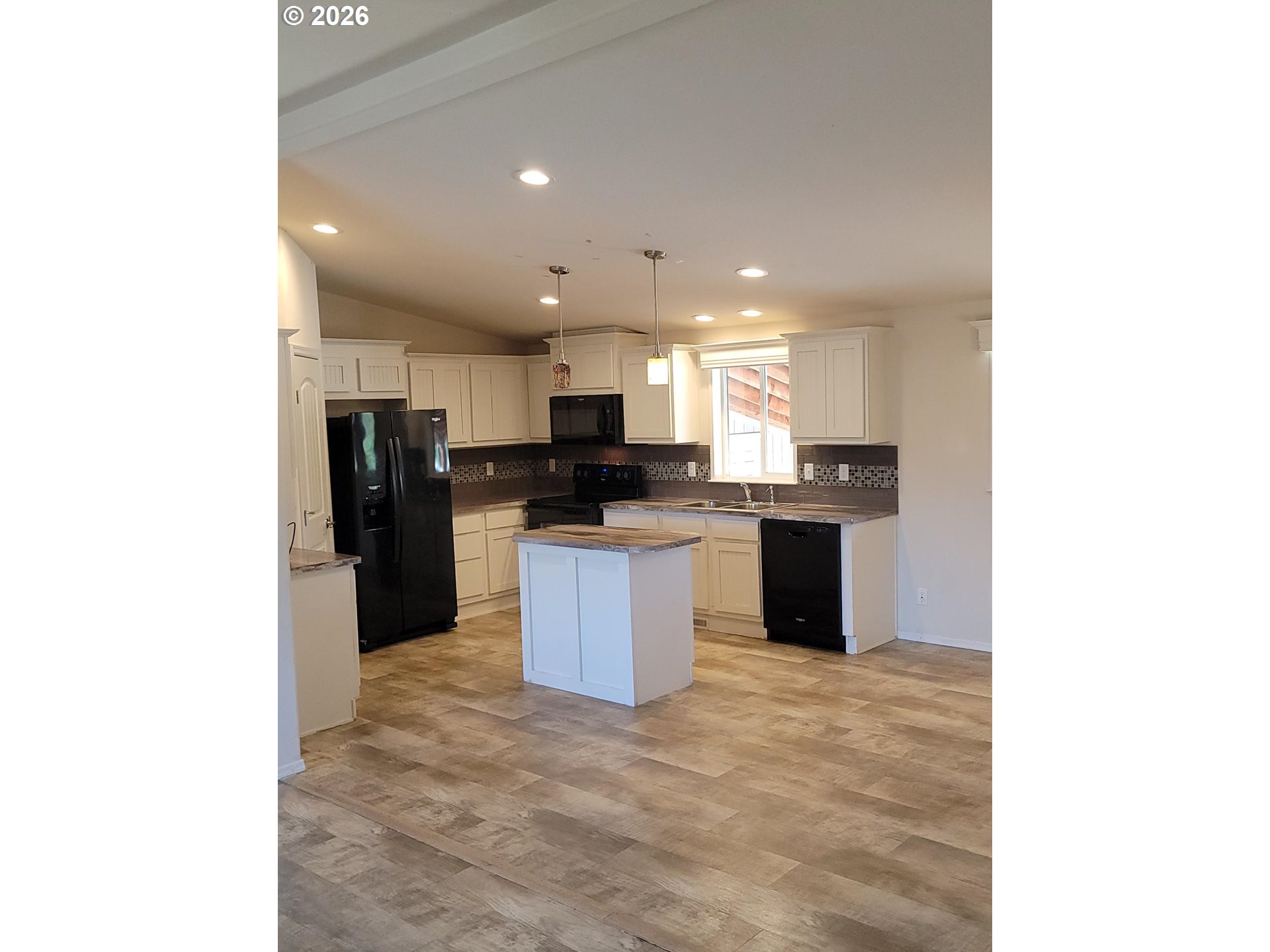 220 Deschutes Ln Property Photo 10