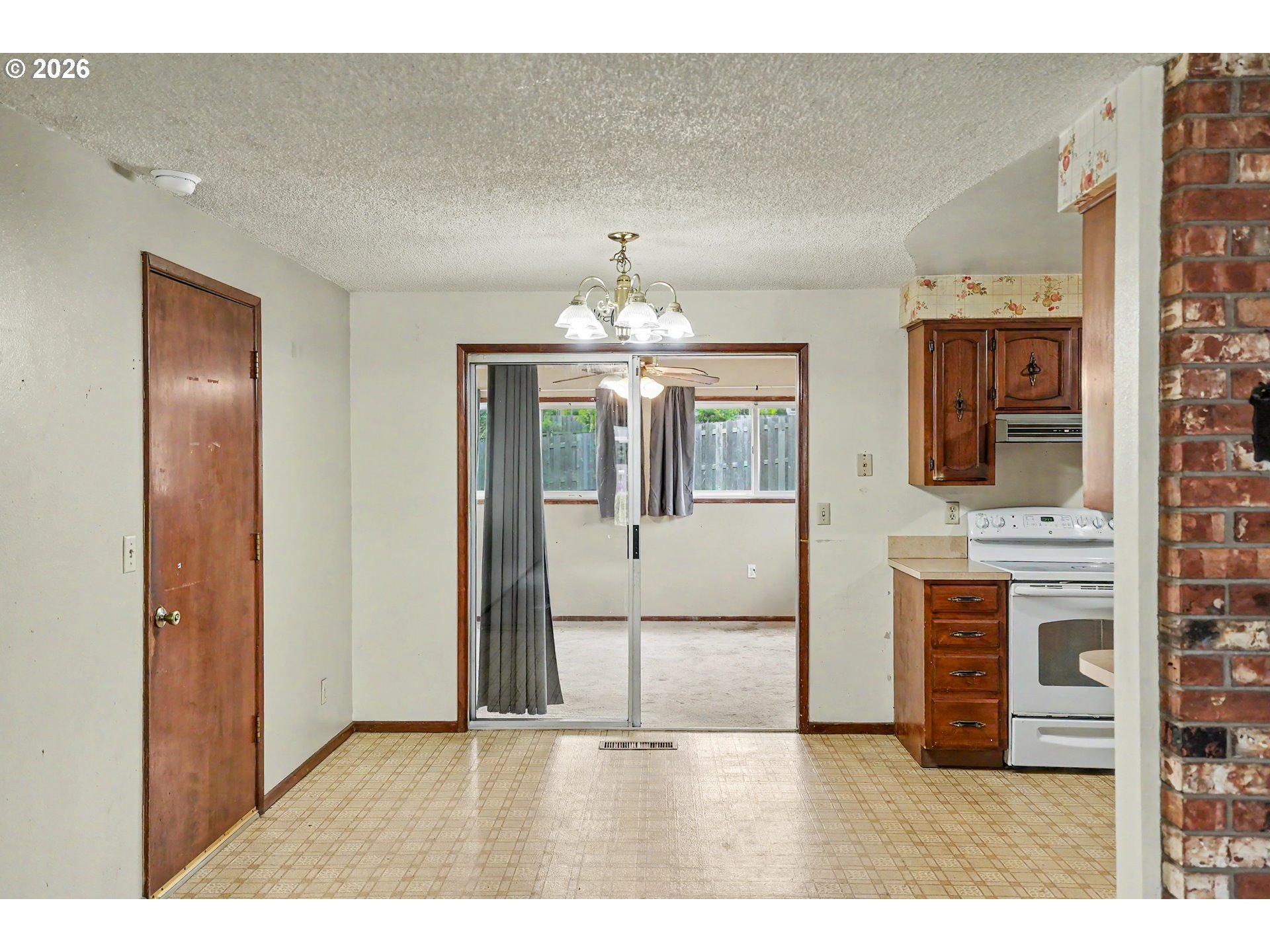 115 Grant St Property Photo 11