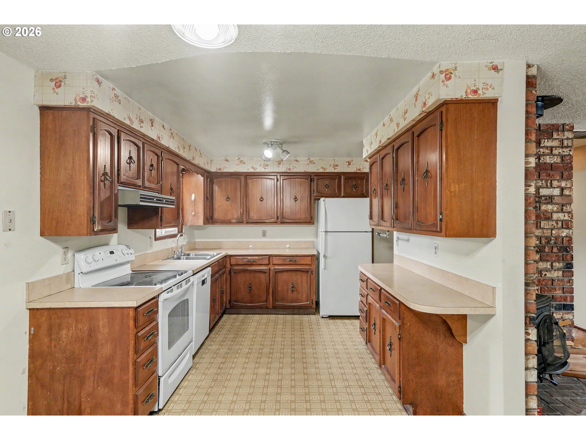115 Grant St Property Photo 13