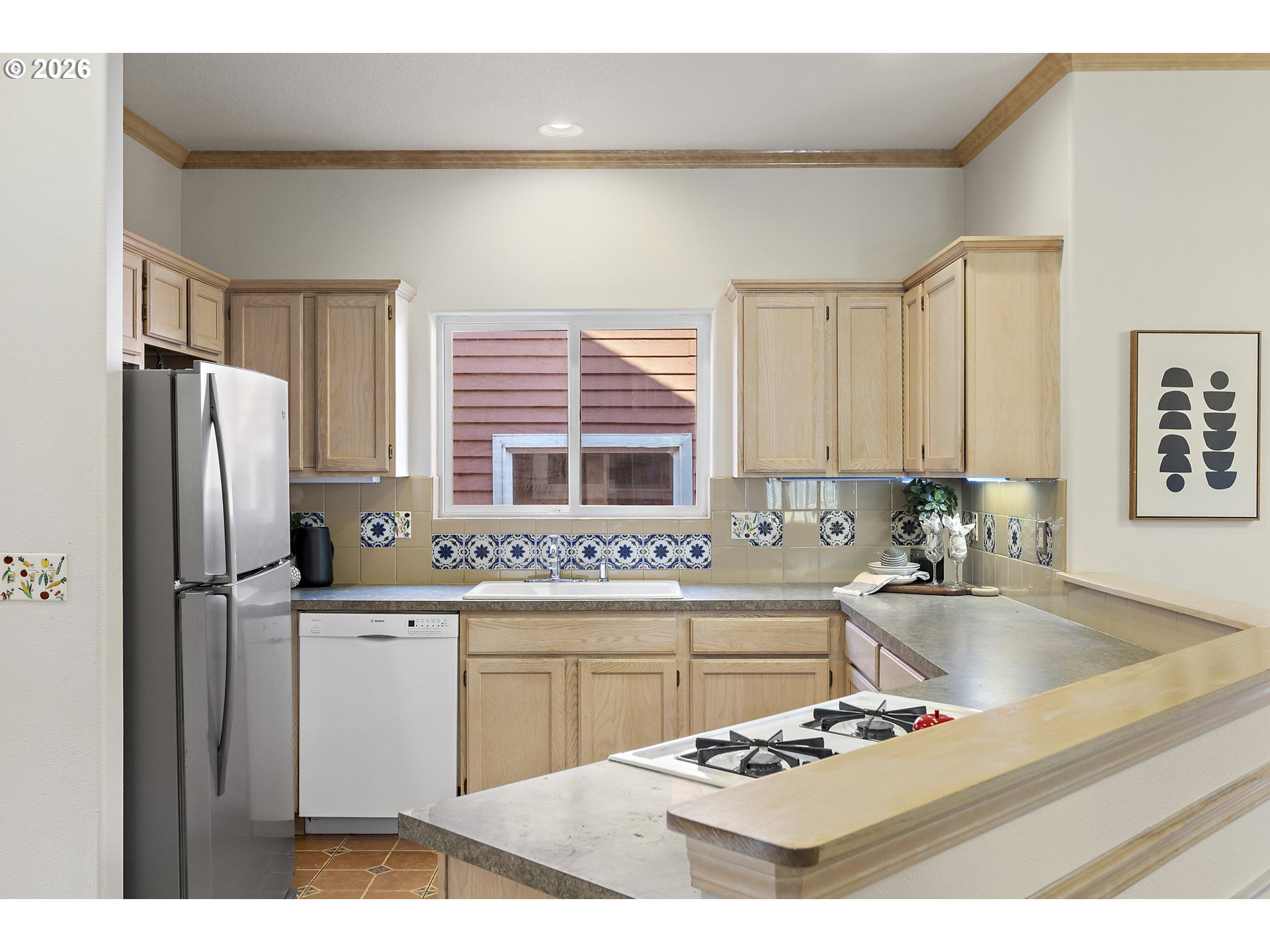 1012 Ne Multnomah Dr Property Photo 11