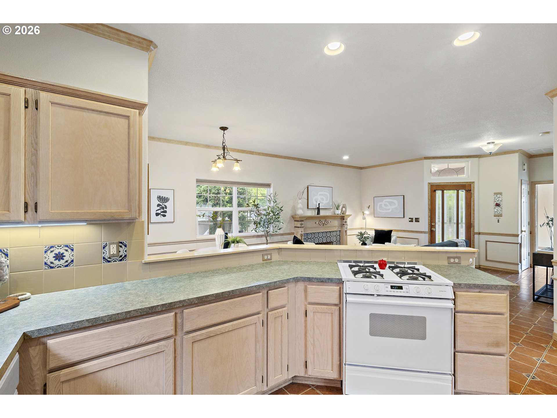 1012 Ne Multnomah Dr Property Photo 12
