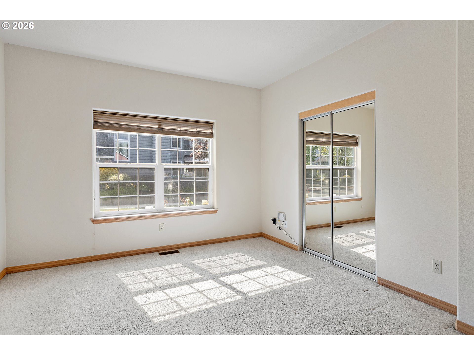 1012 Ne Multnomah Dr Property Photo 14