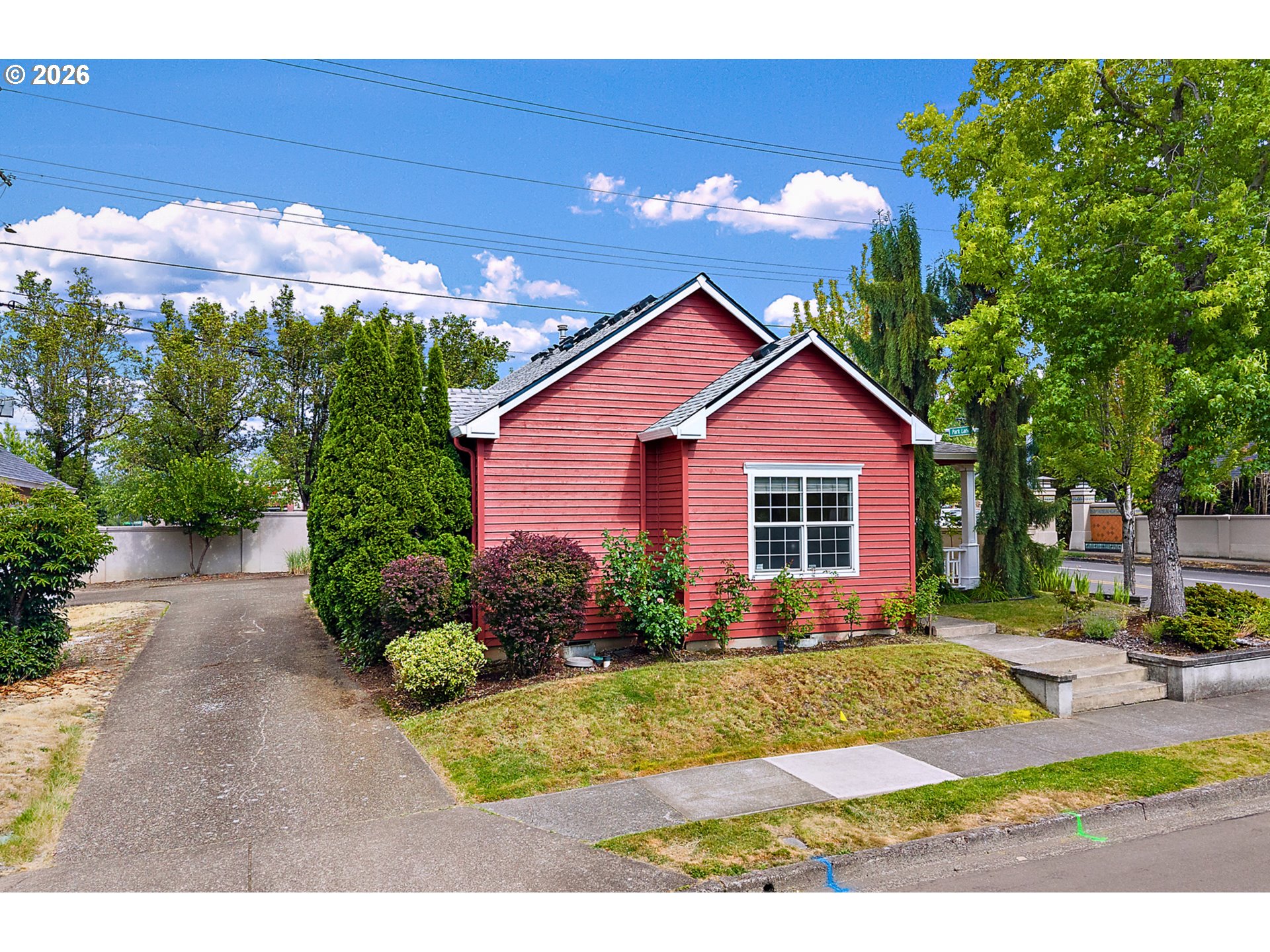 1012 Ne Multnomah Dr Property Photo 25