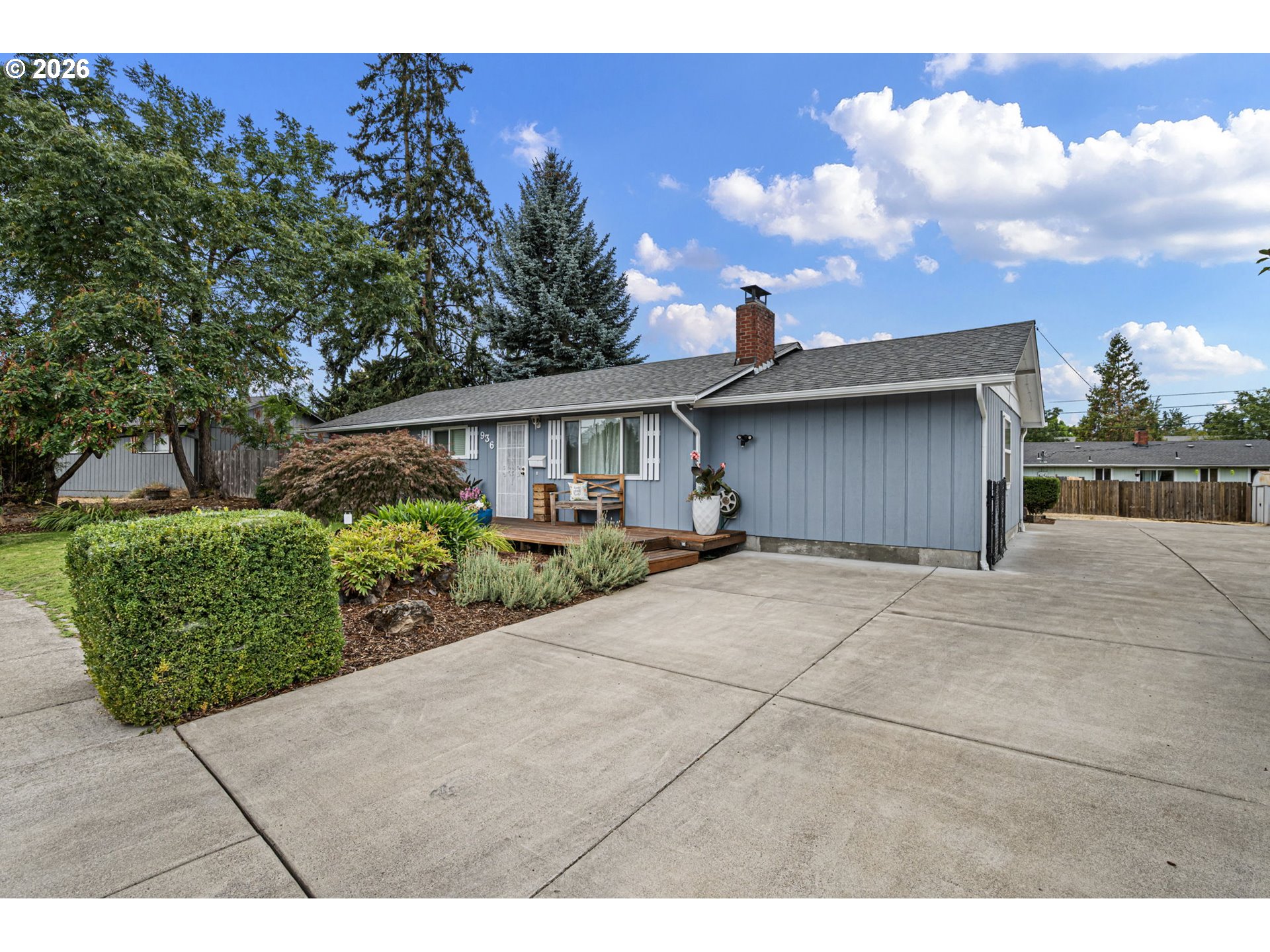 936 Quinalt St Property Photo 1
