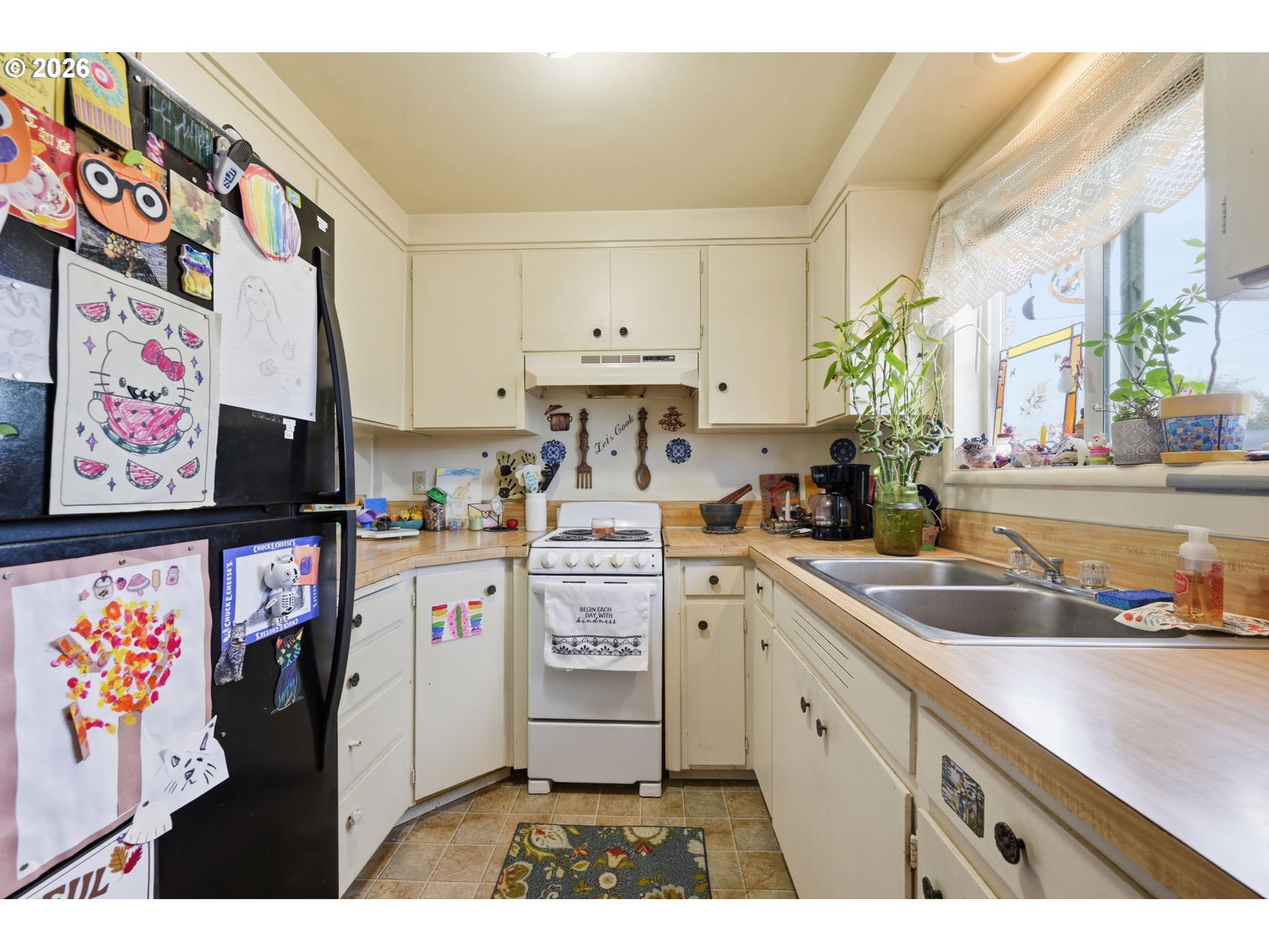 5104 E St Property Photo 11