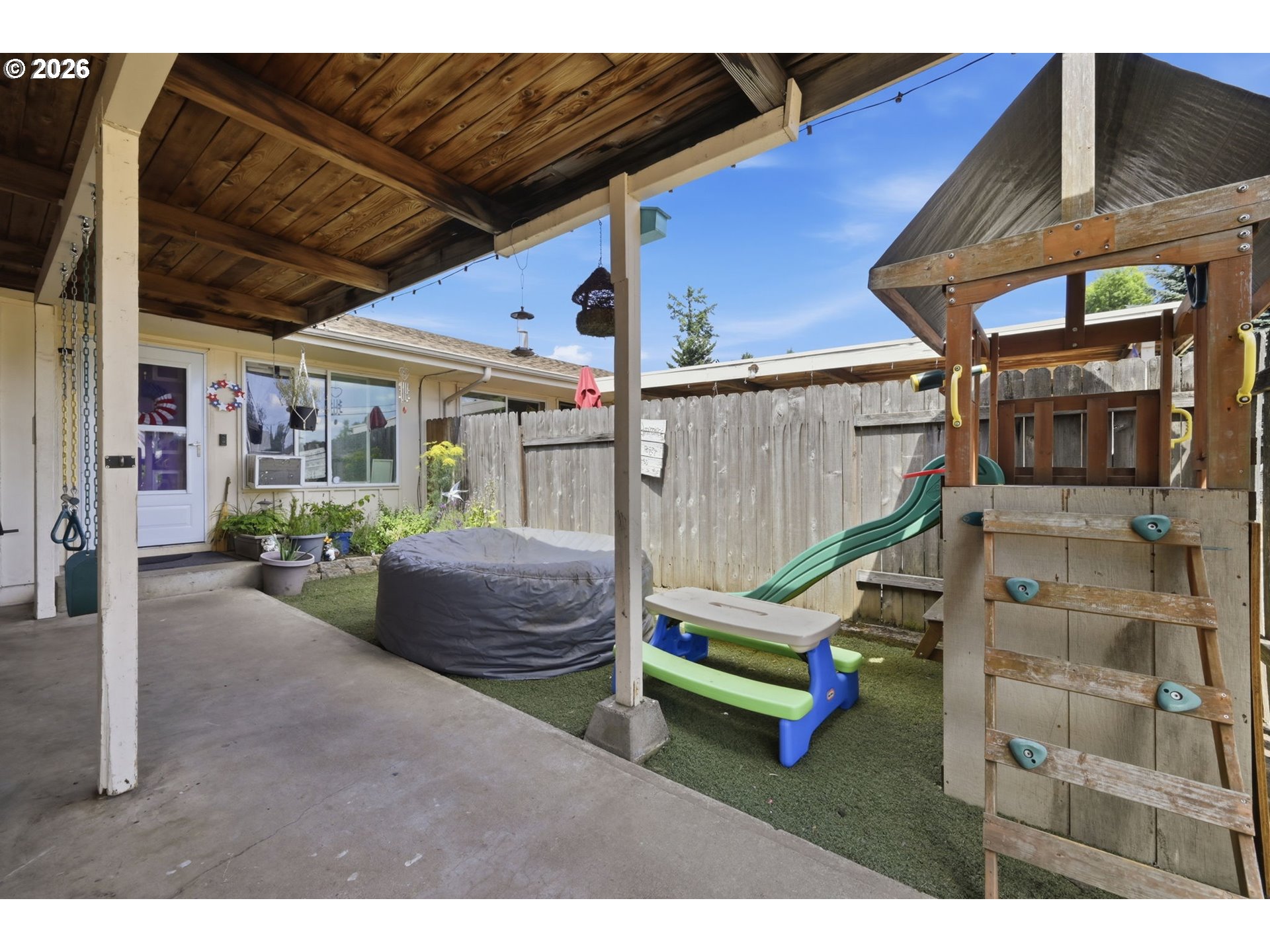 5104 E St Property Photo 28
